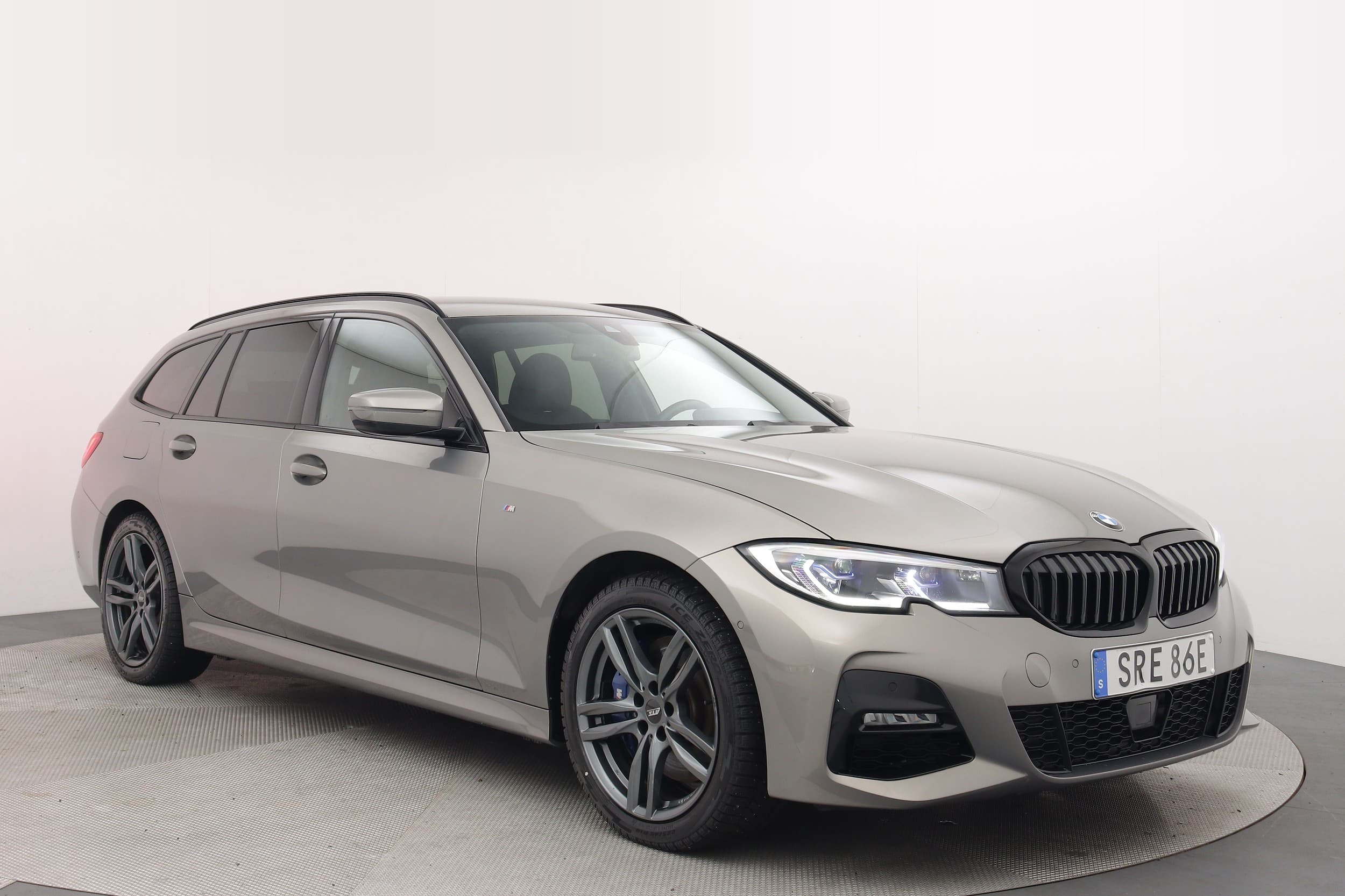 BMW 330e