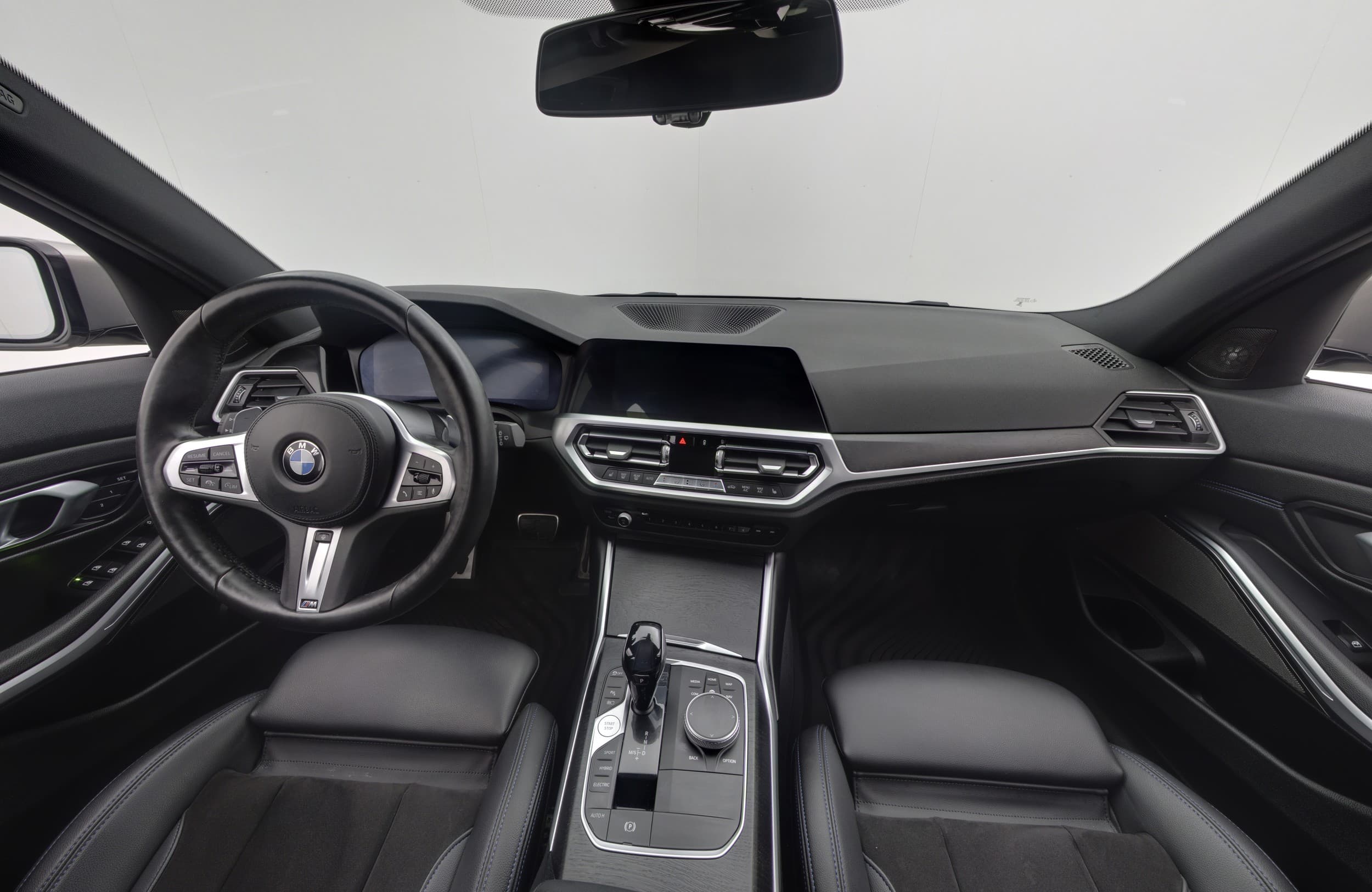 BMW 330e