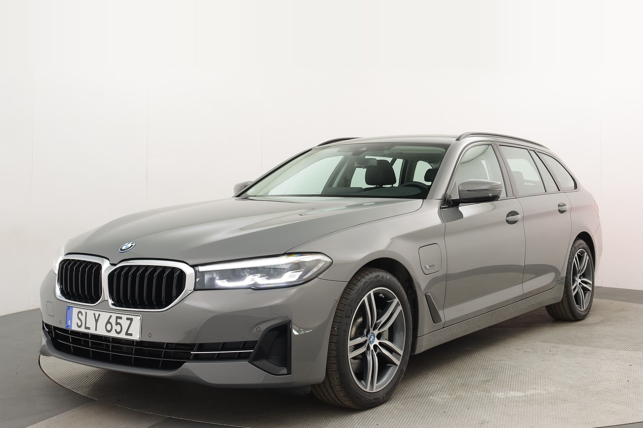 BMW 530e