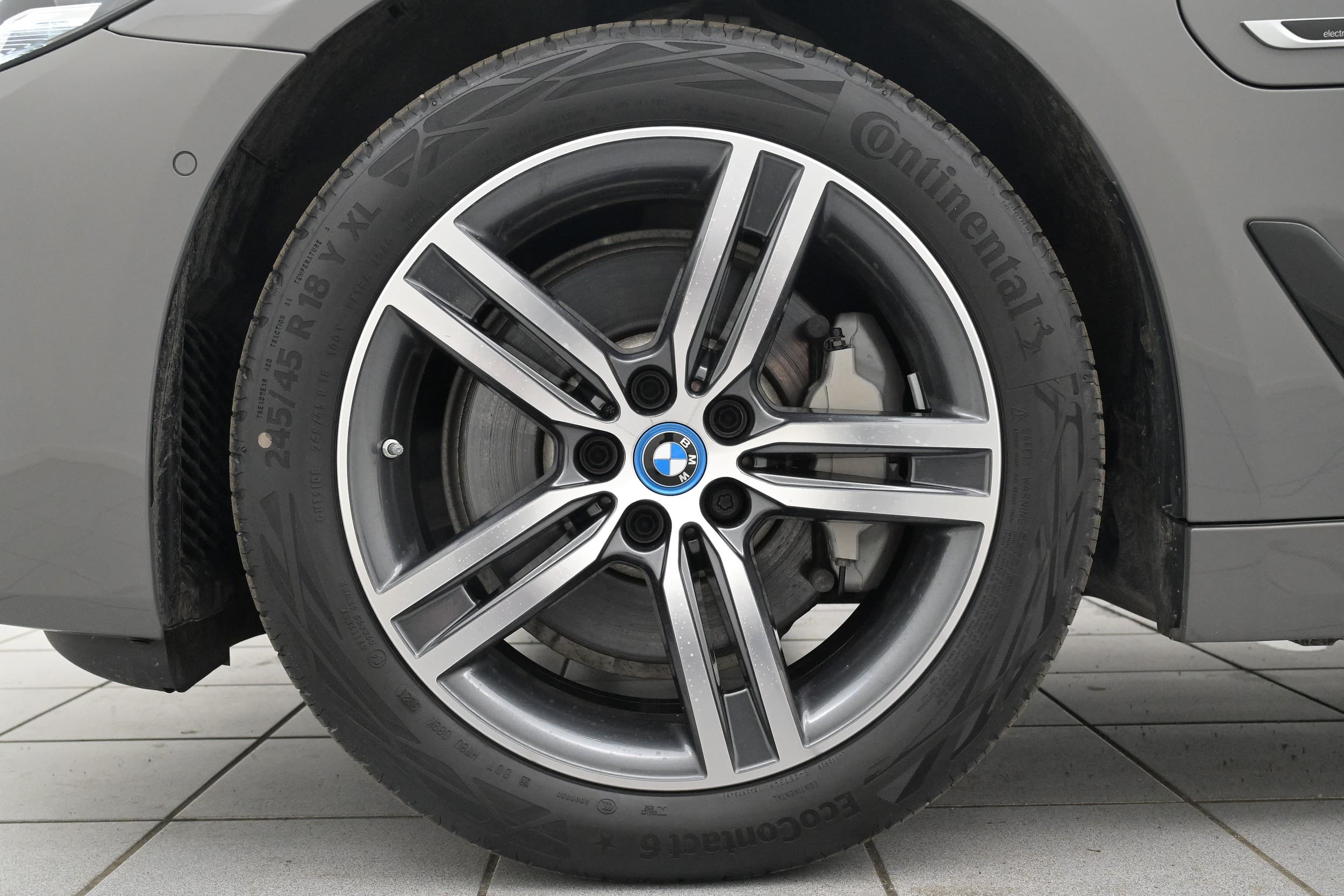 BMW 530e