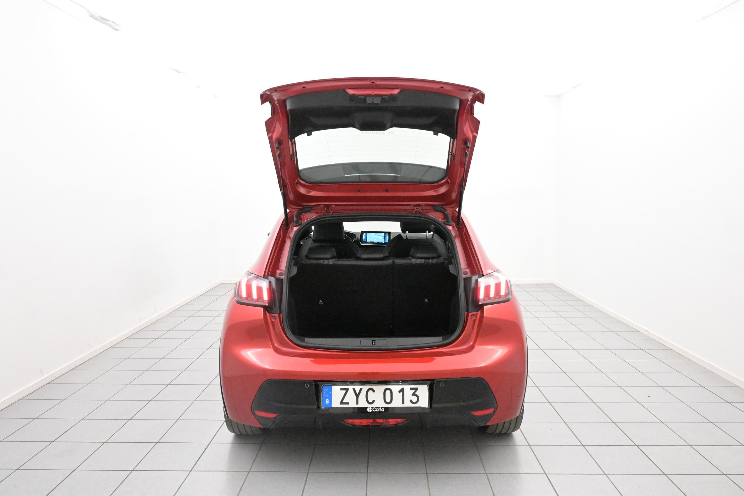 Peugeot e-208