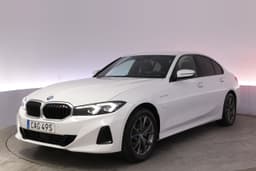 BMW 330e