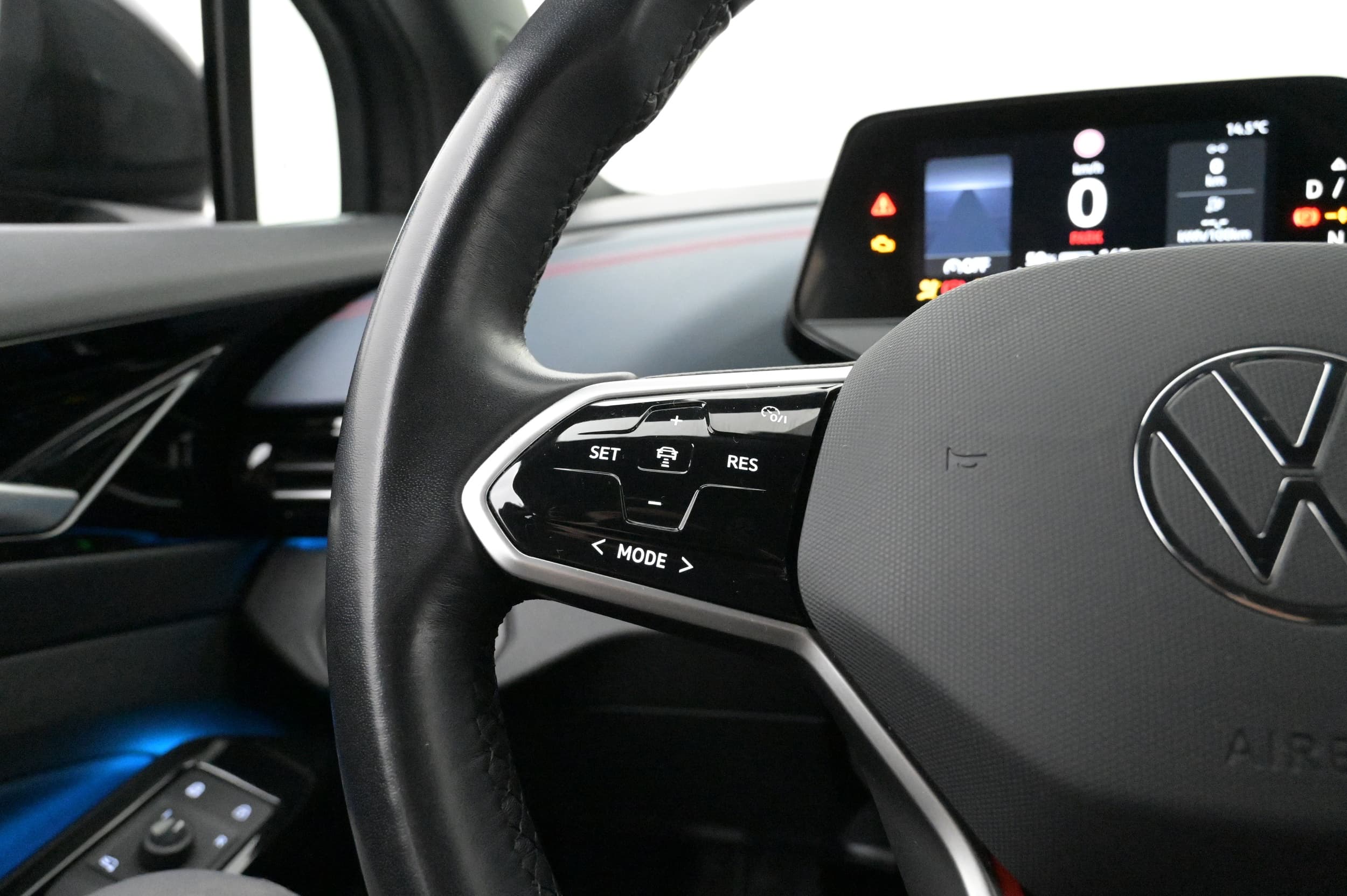 Adaptiv farthållare follow to stop