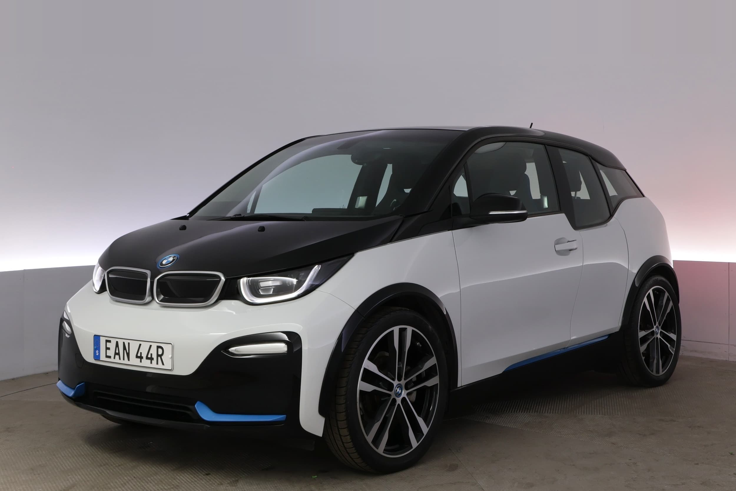BMW i3s