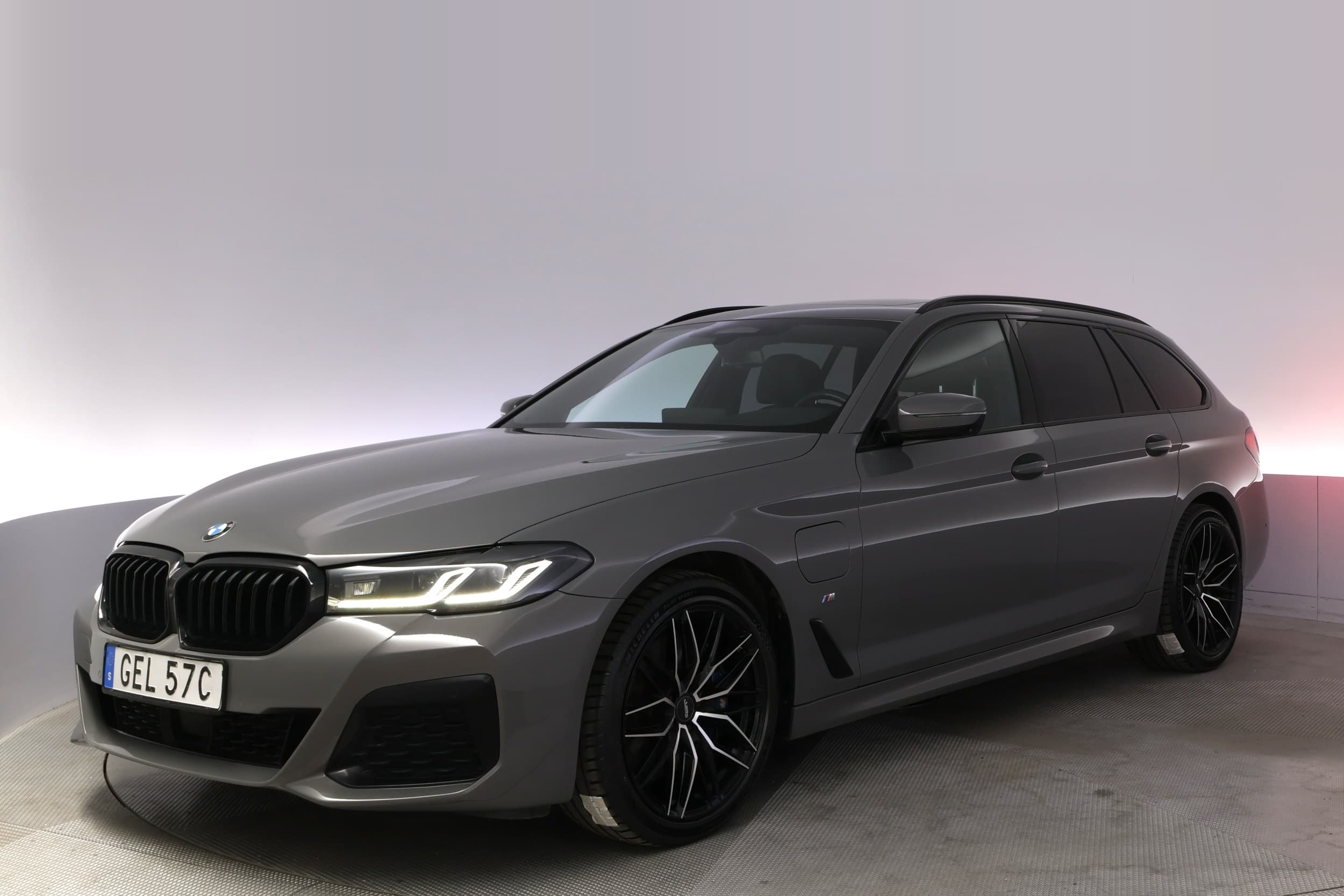 BMW 530e
