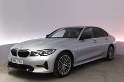 BMW 330e