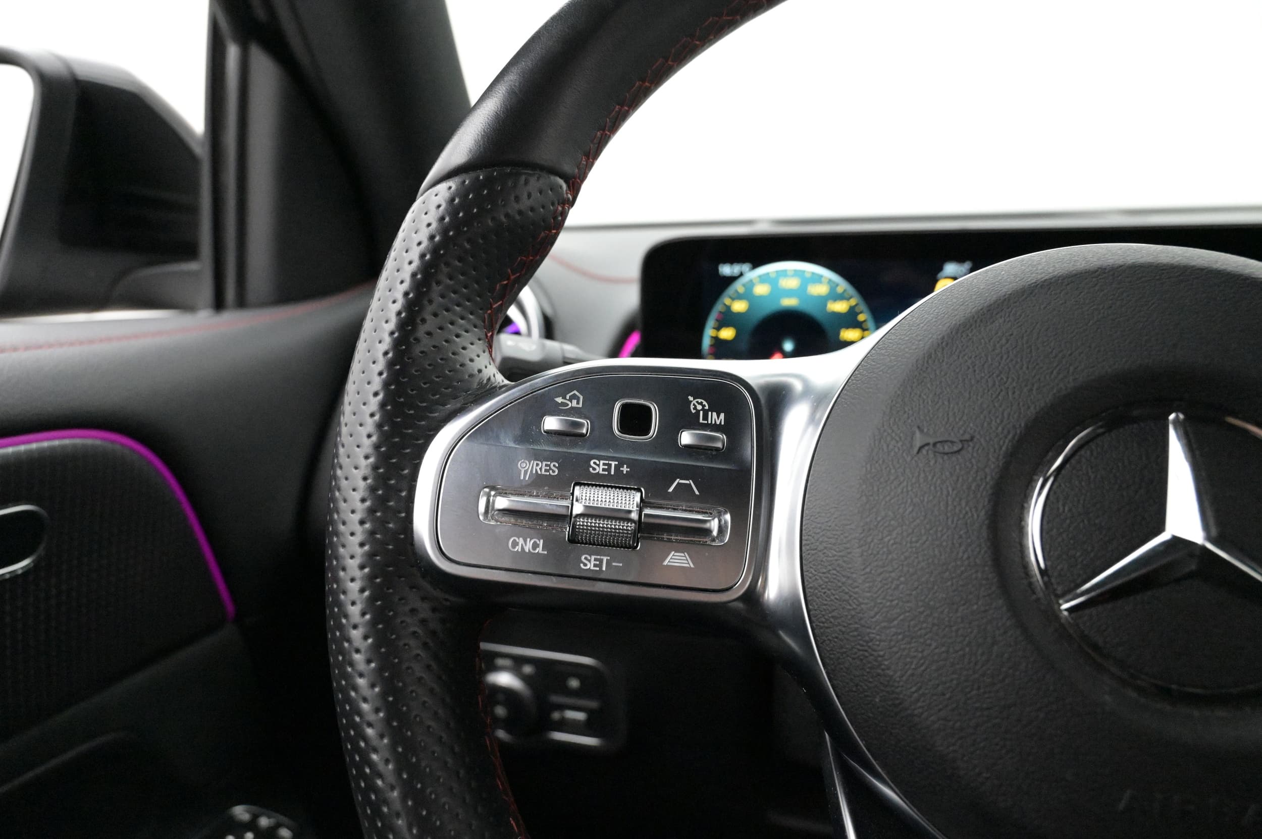 Multifunktionsratt med  farthållare