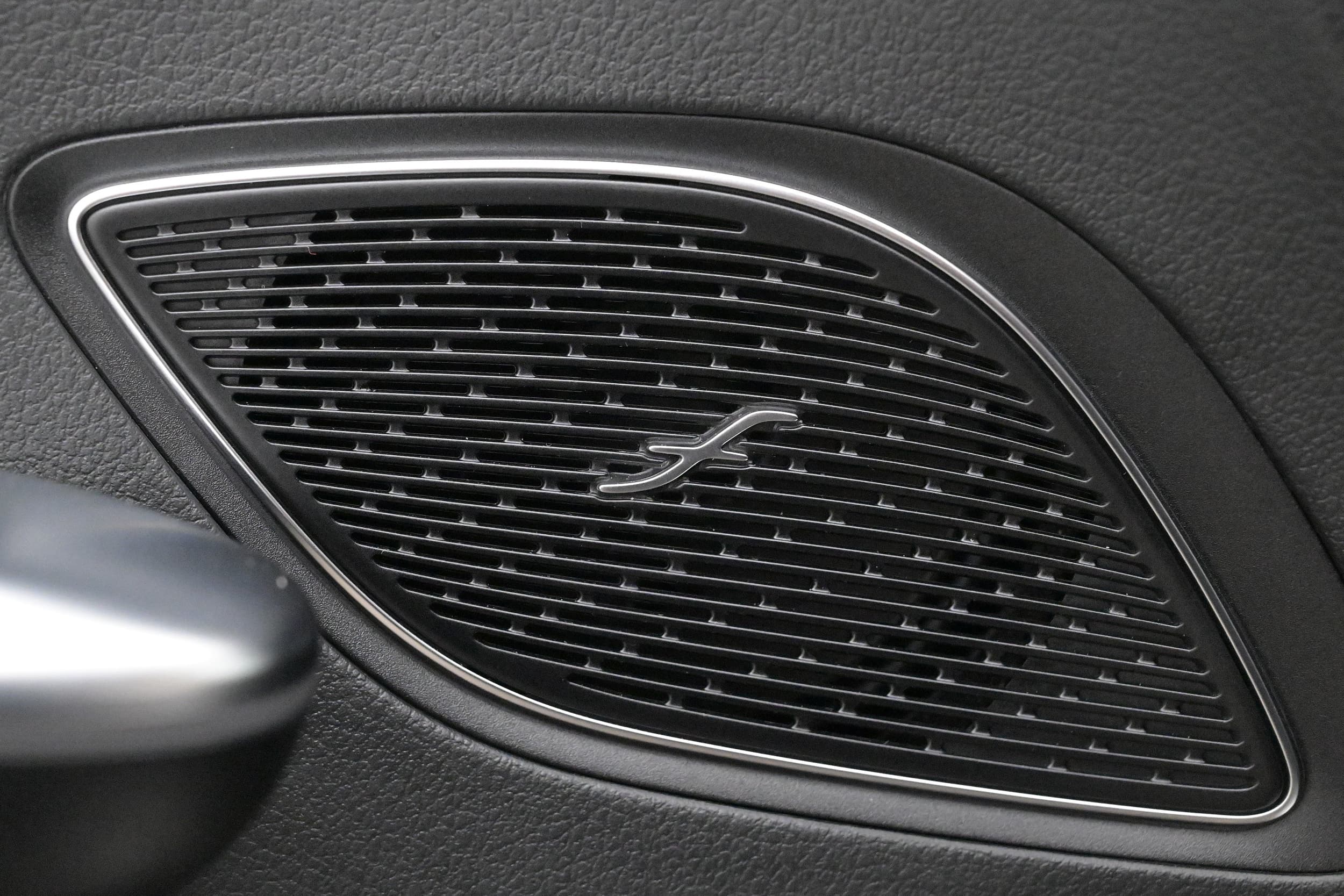 Ljudanläggning Midline