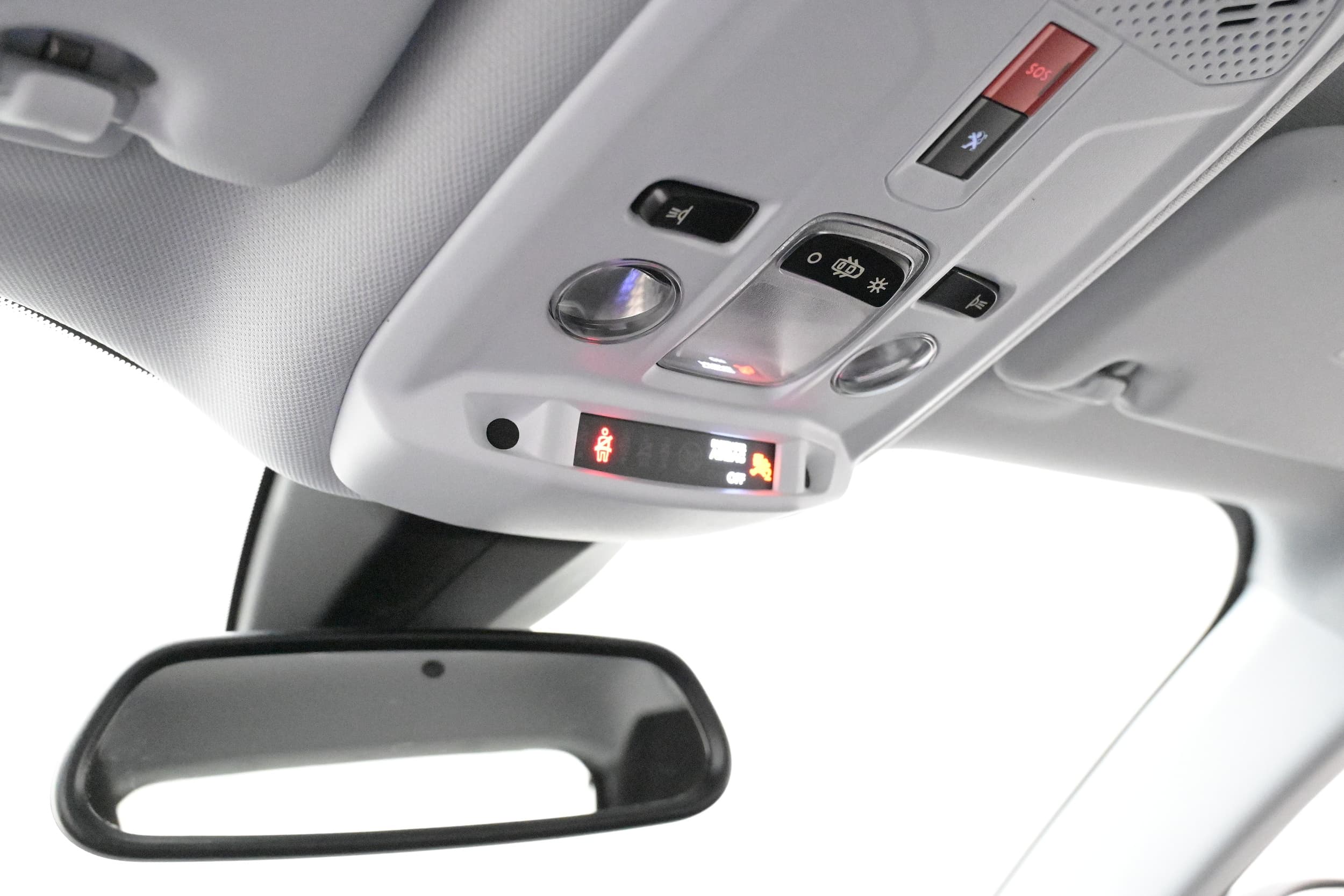 Auto. avbländande innerbackspegel