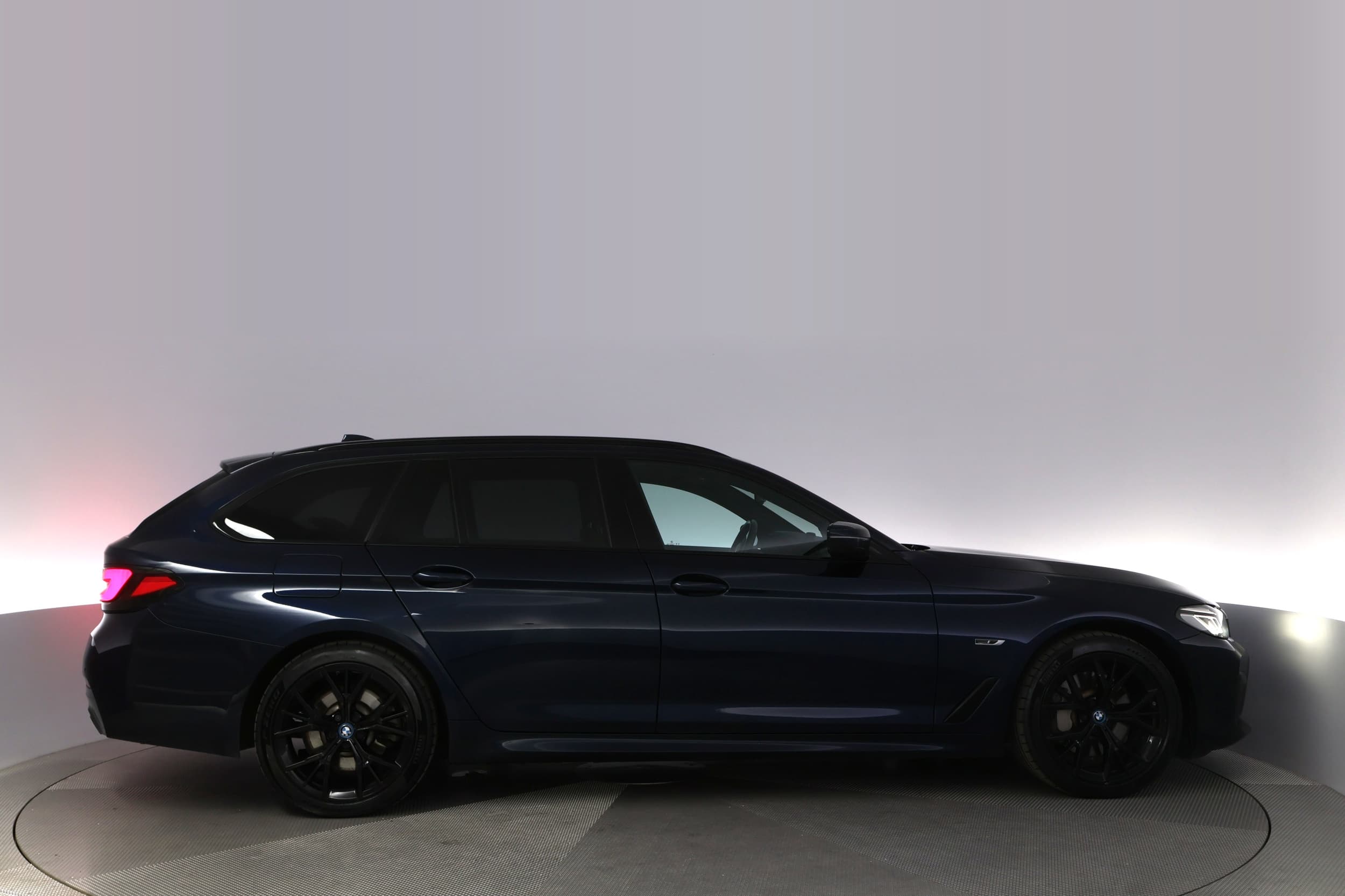 BMW 530e