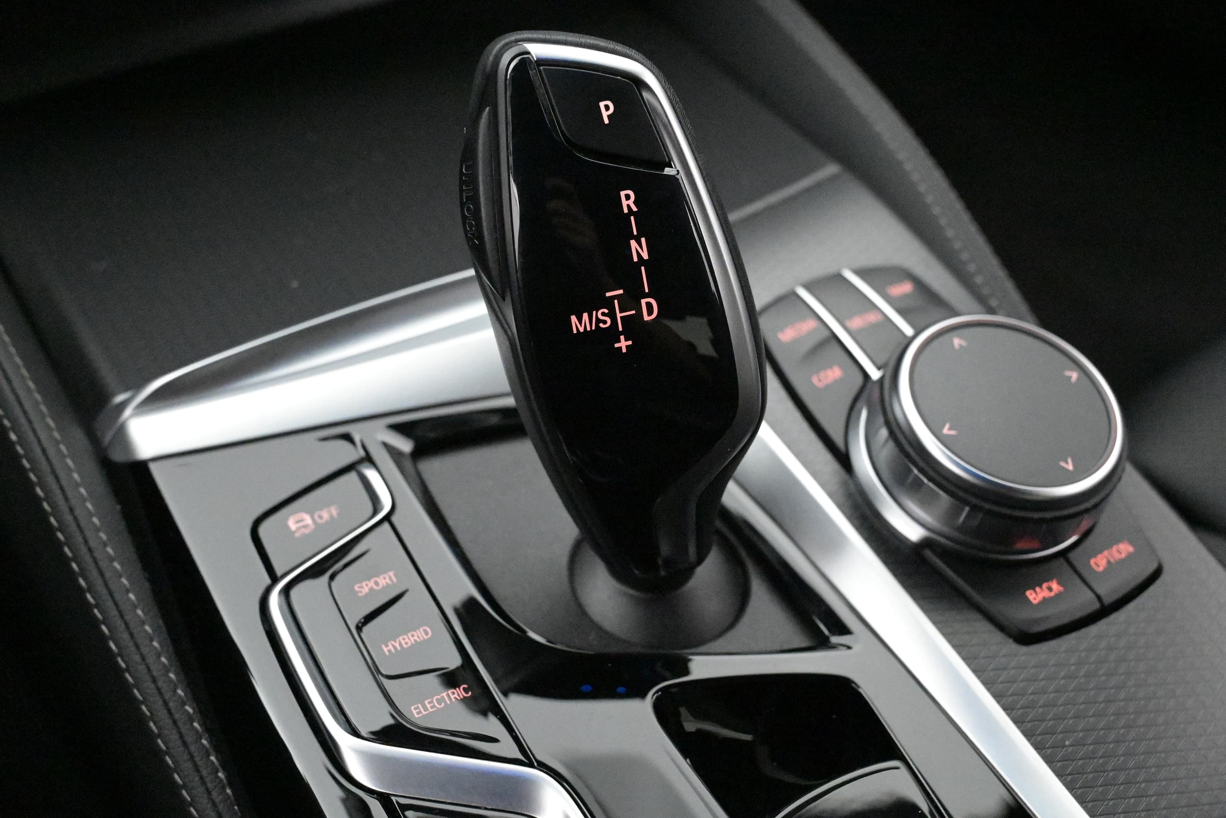 BMW 545e