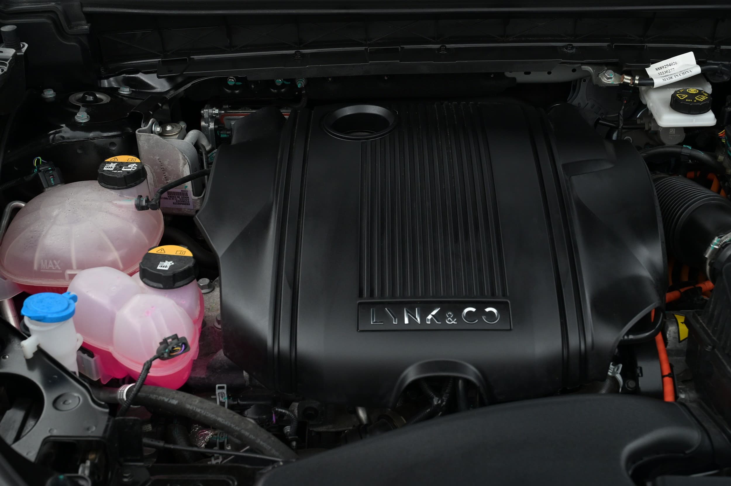 Lynk & Co 01