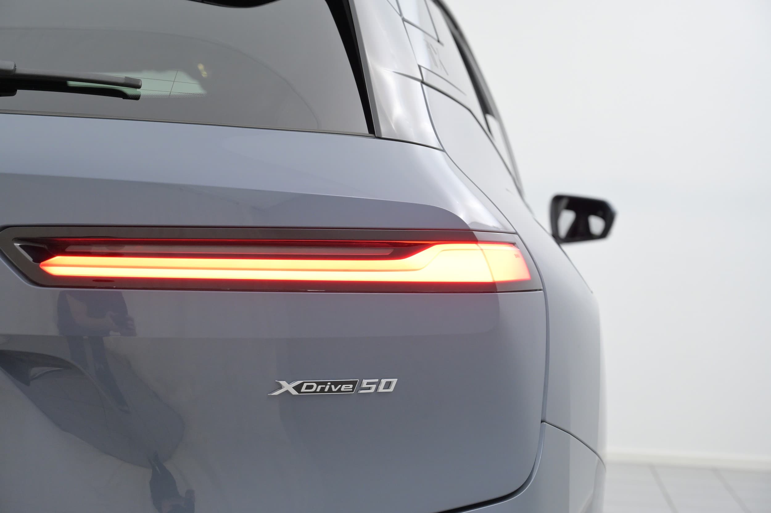 BMW iX