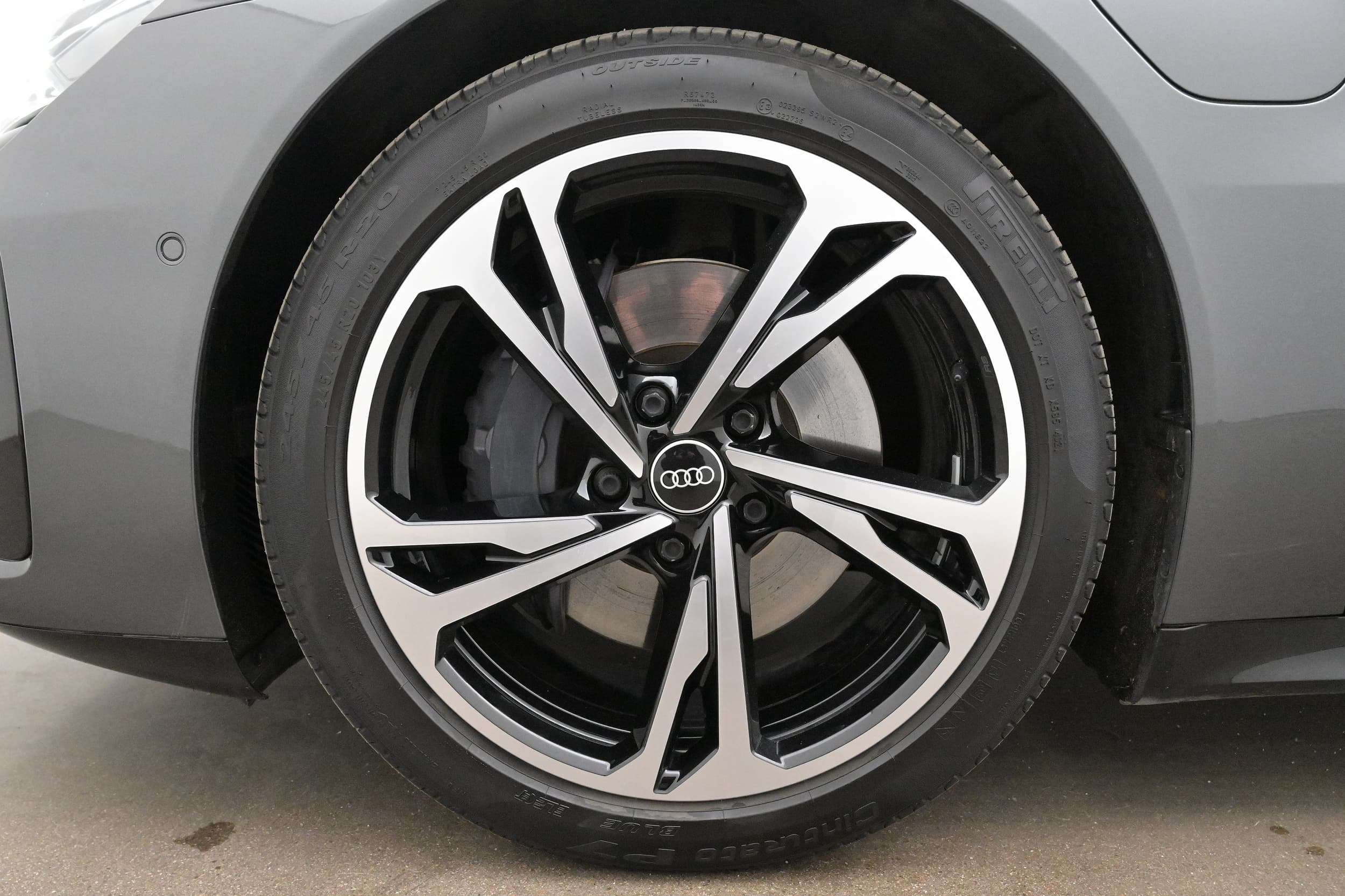 Audi e-tron GT