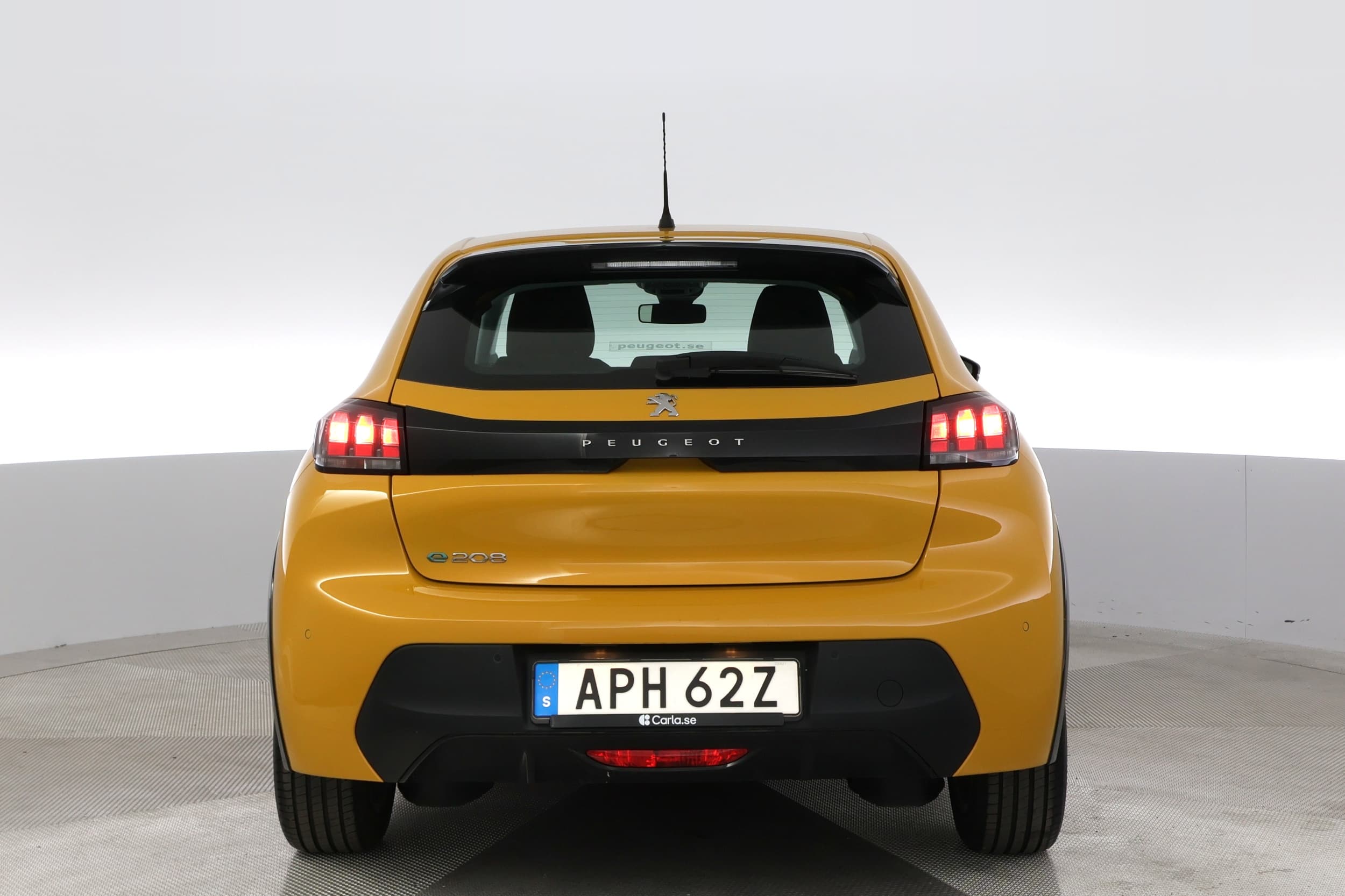 Peugeot e-208
