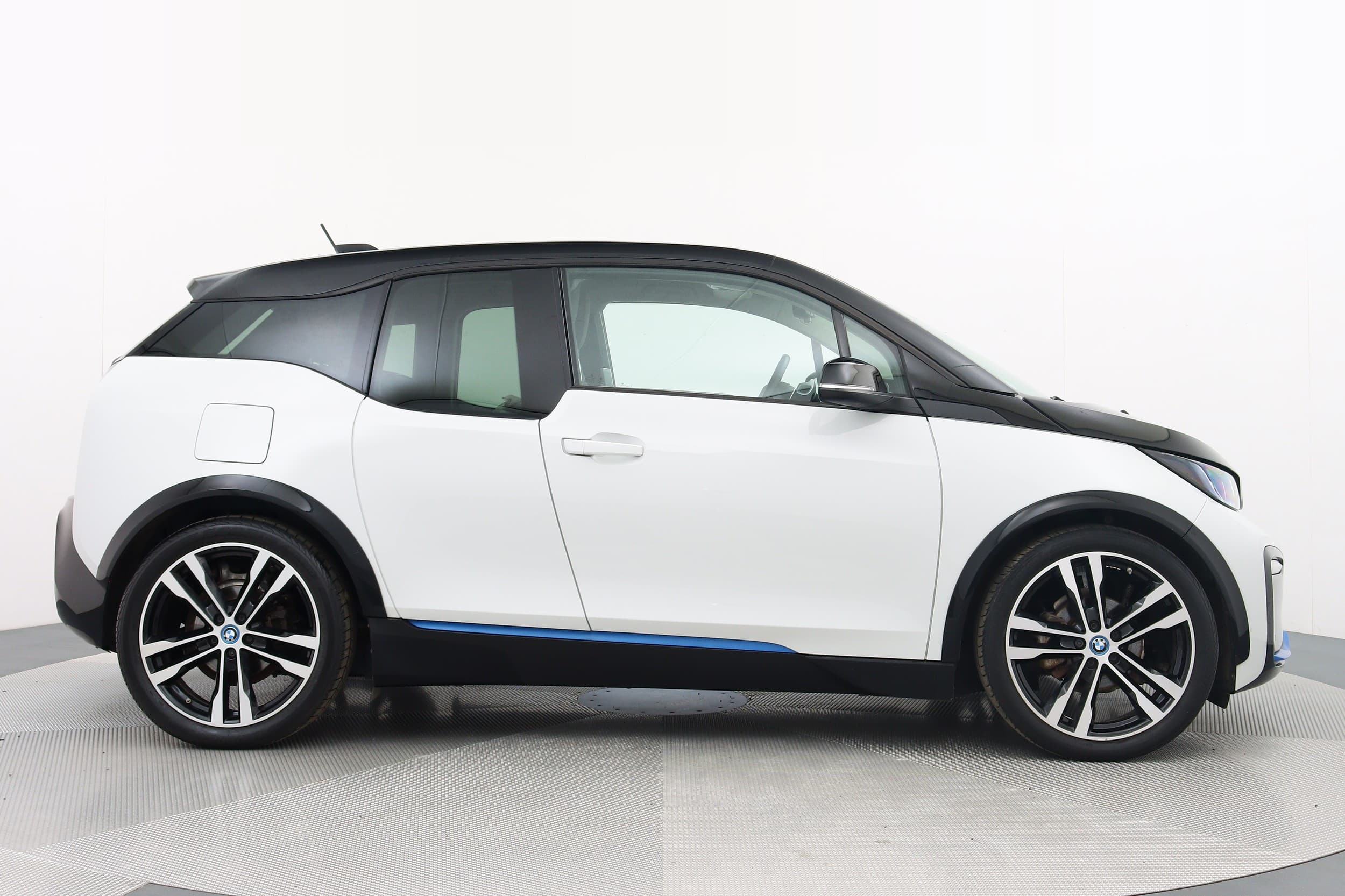 BMW i3s
