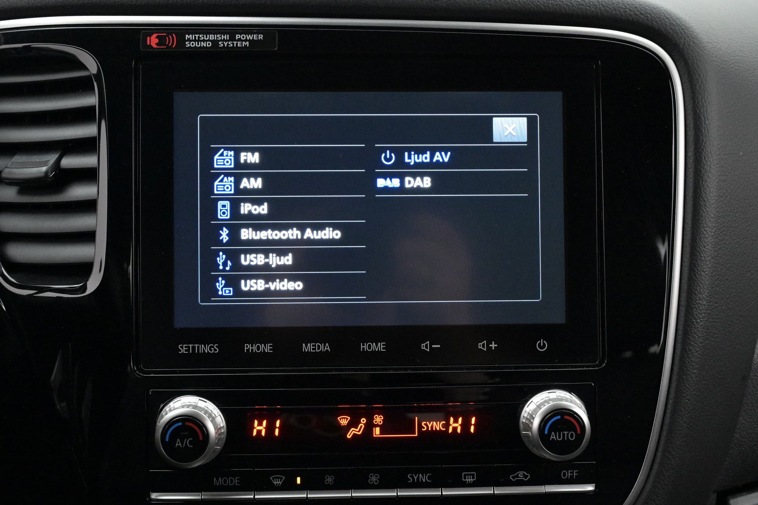 Mitsubishi Outlander