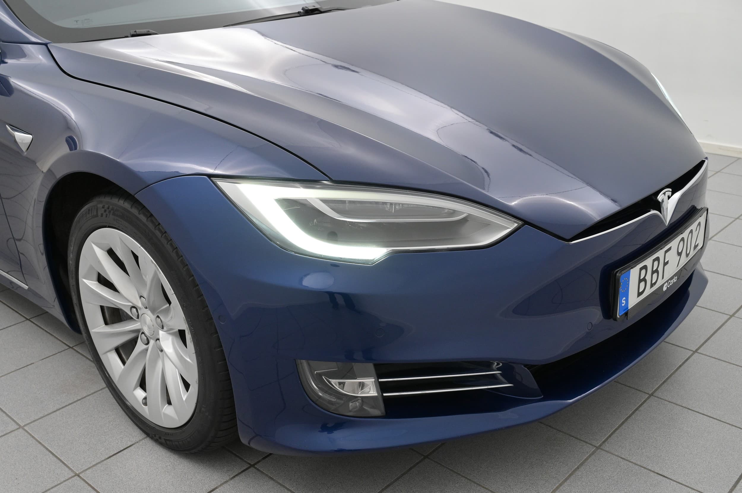 Tesla Model S