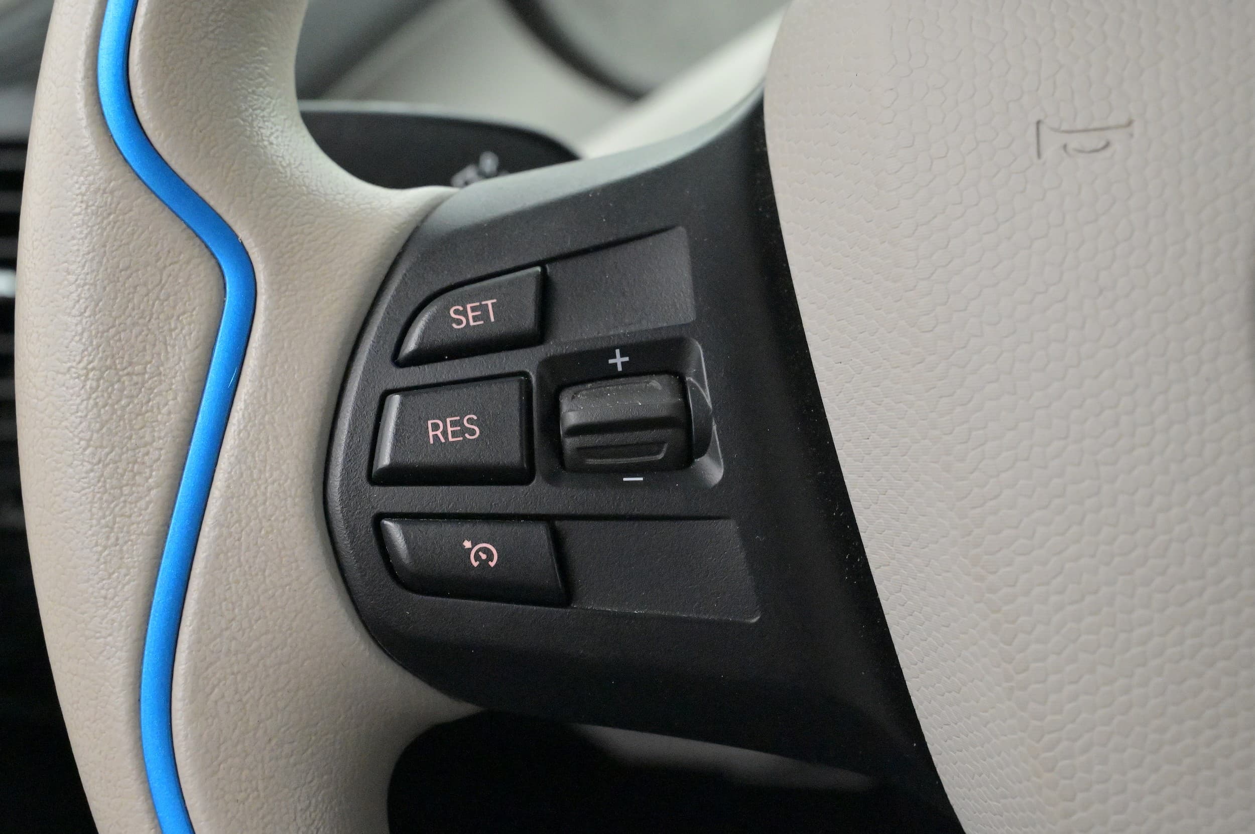 BMW i3s