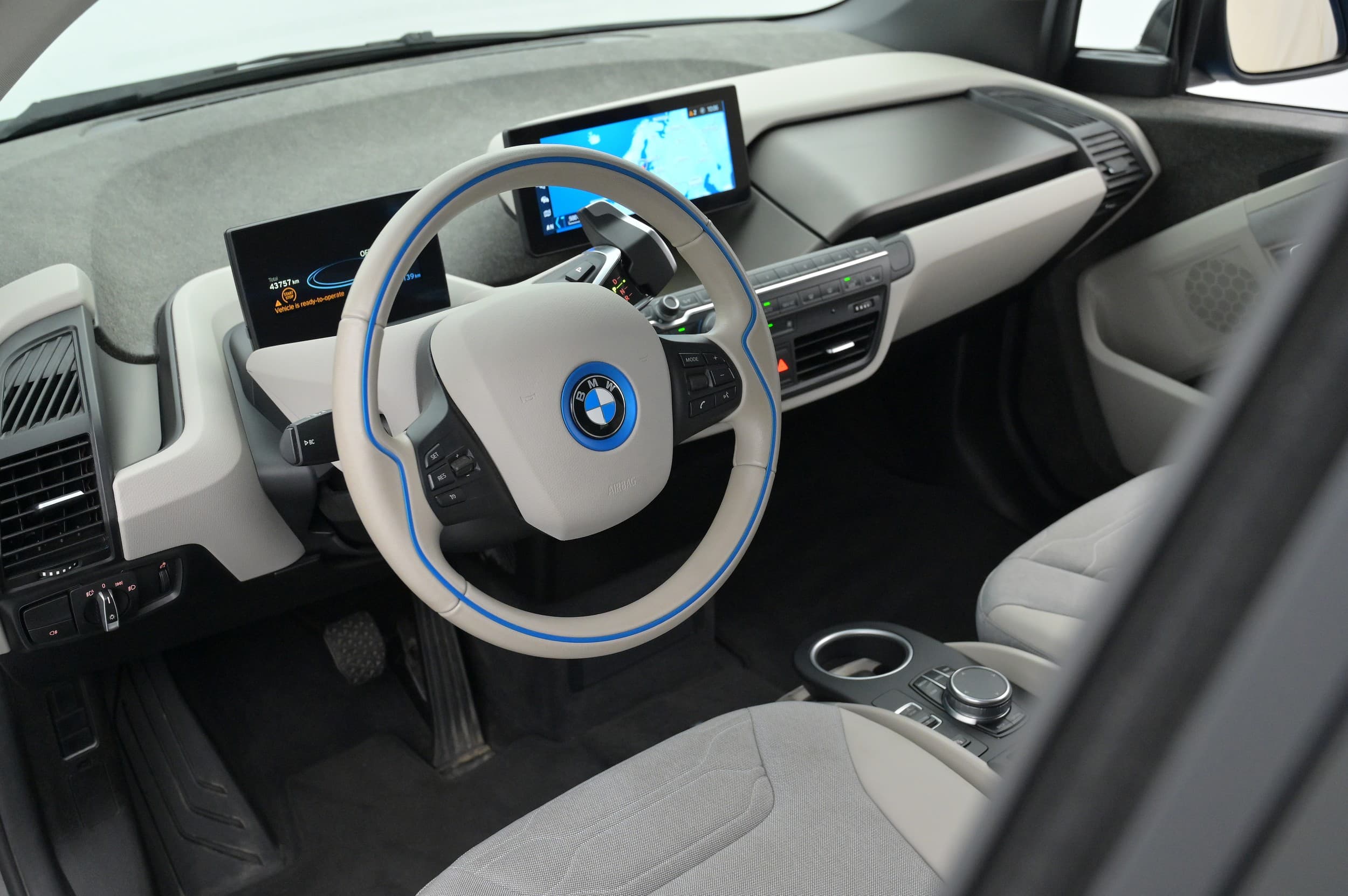 BMW i3s