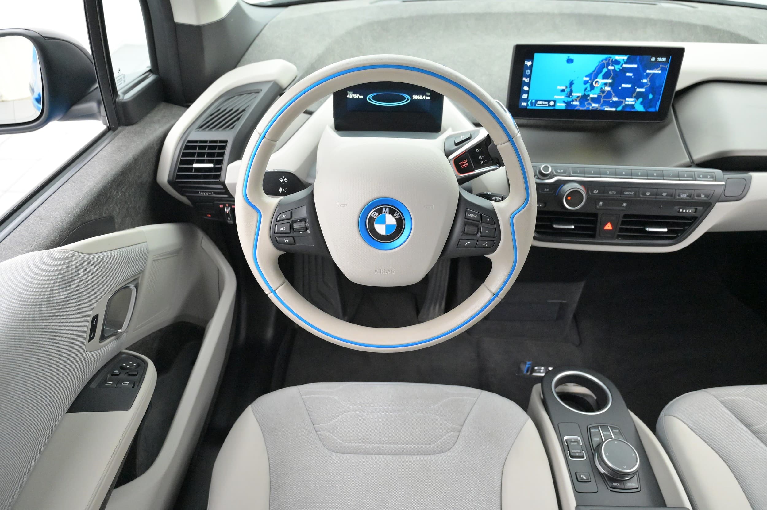 BMW i3s