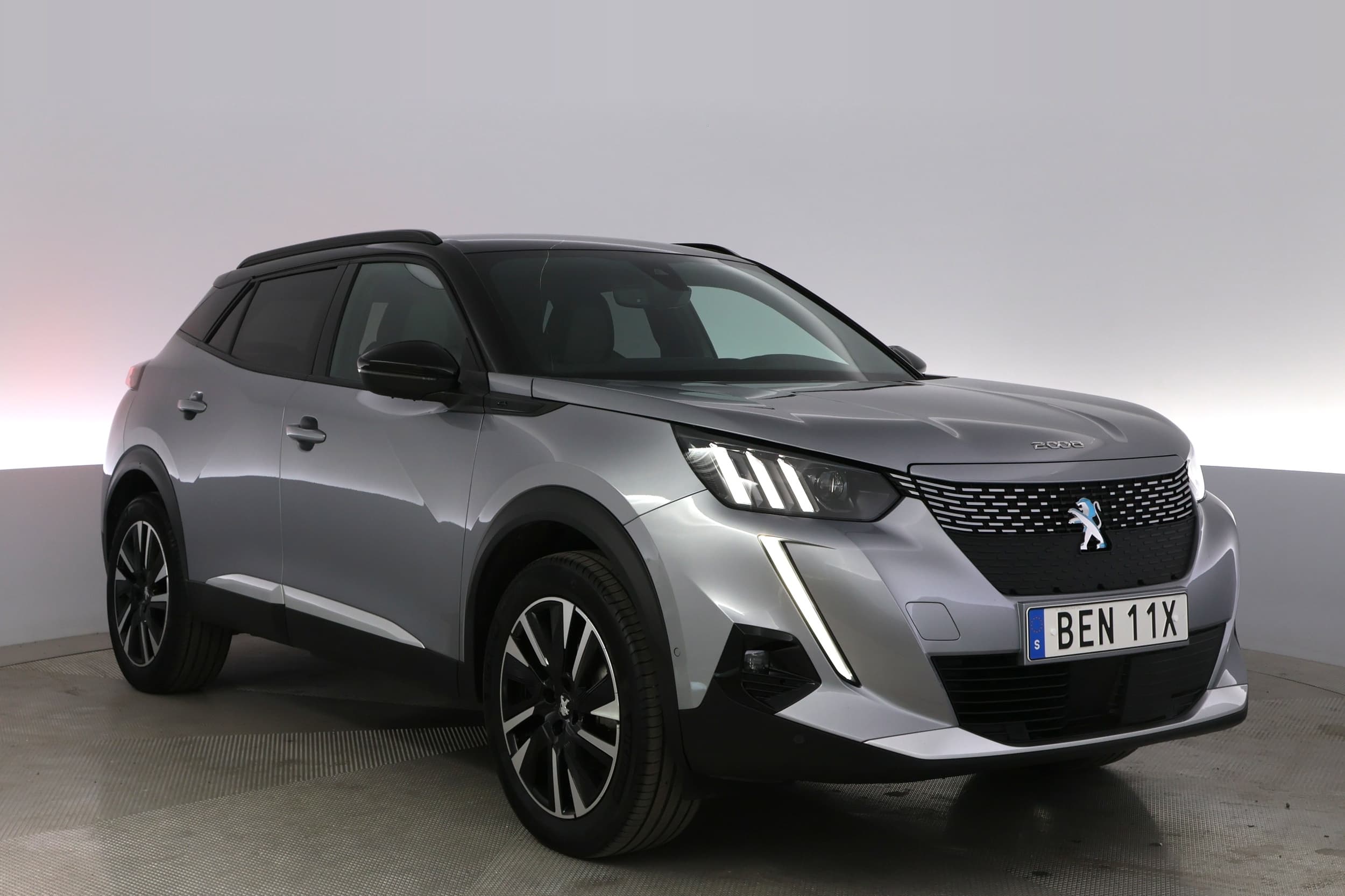 Peugeot e-2008