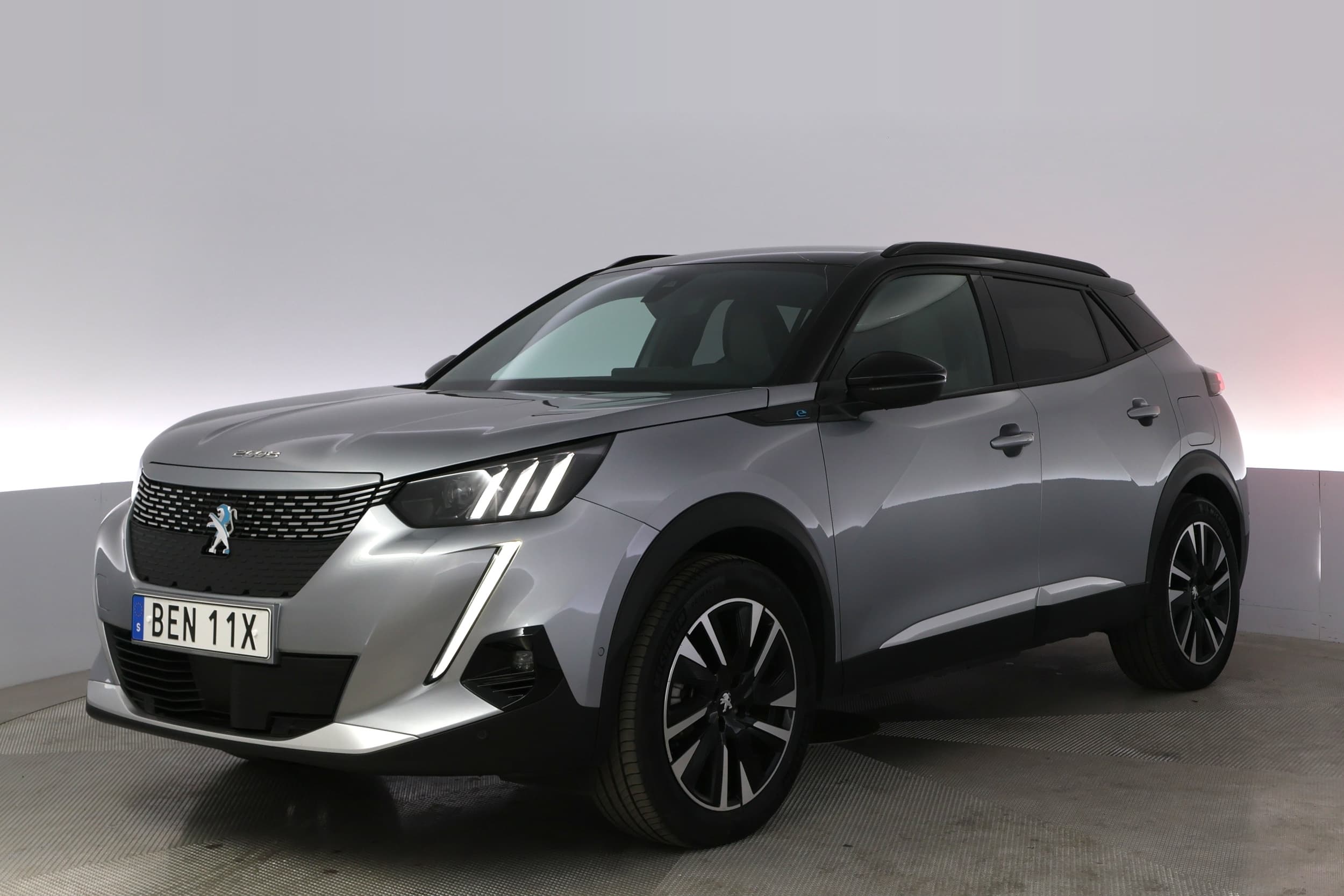 Peugeot e-2008