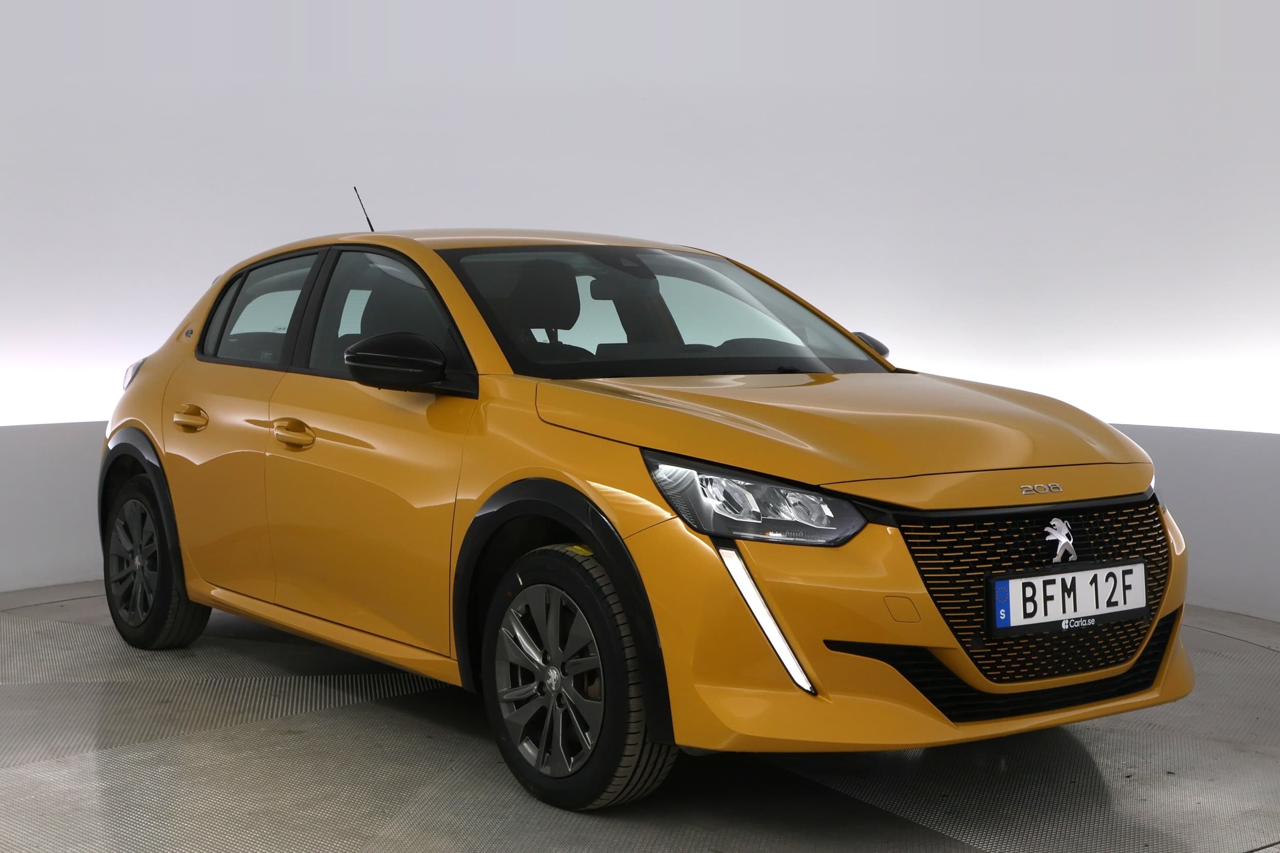 Peugeot e-208