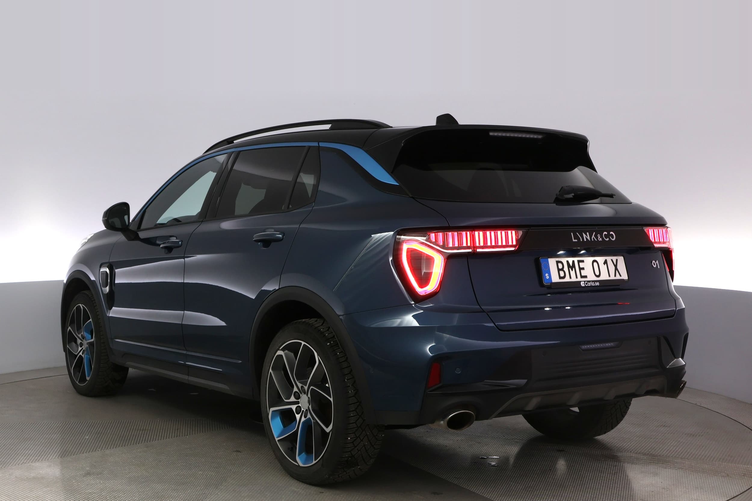 Lynk & Co 01