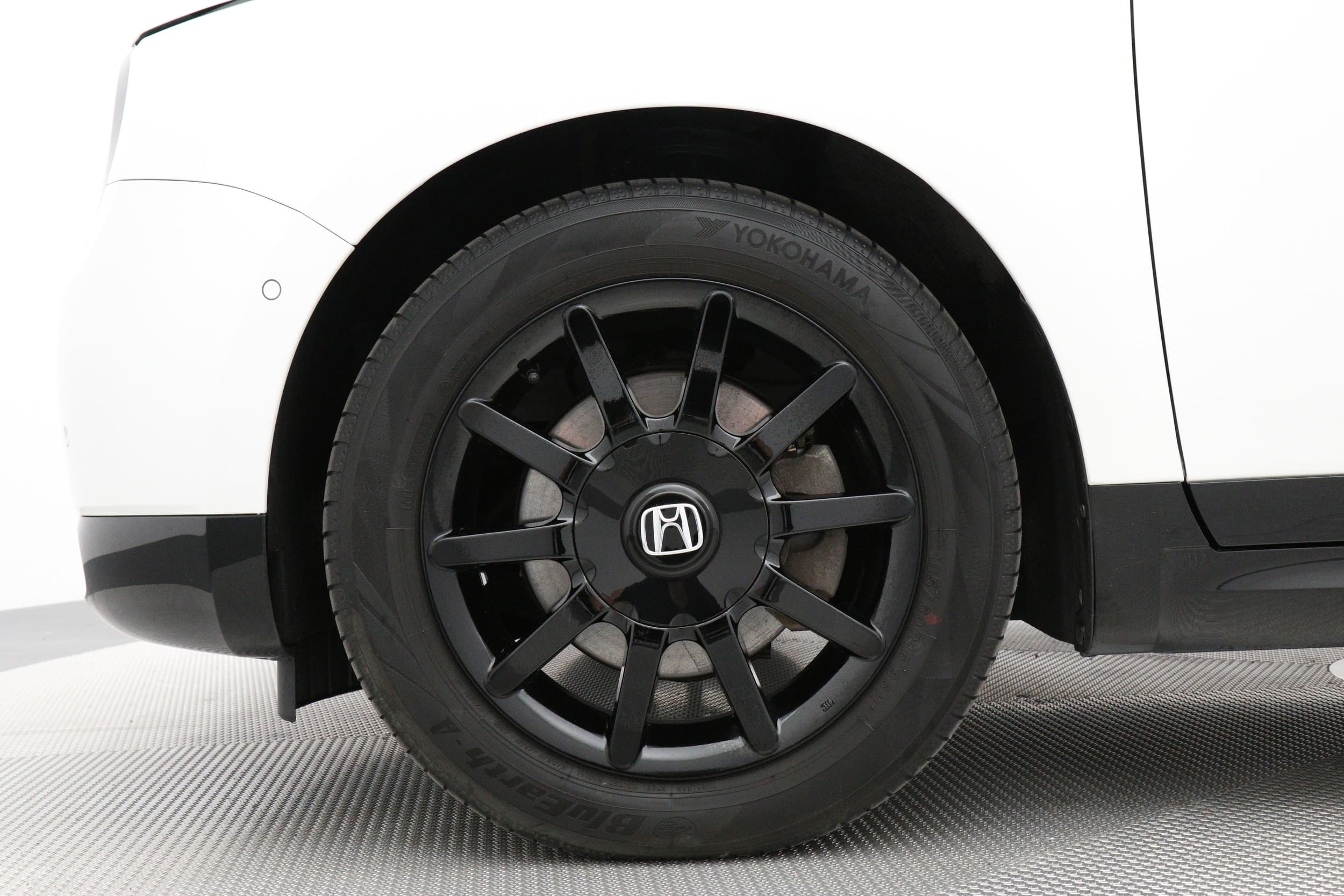 Honda E