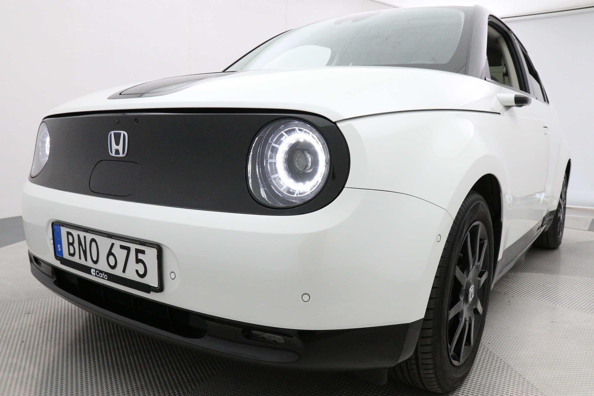 Honda E