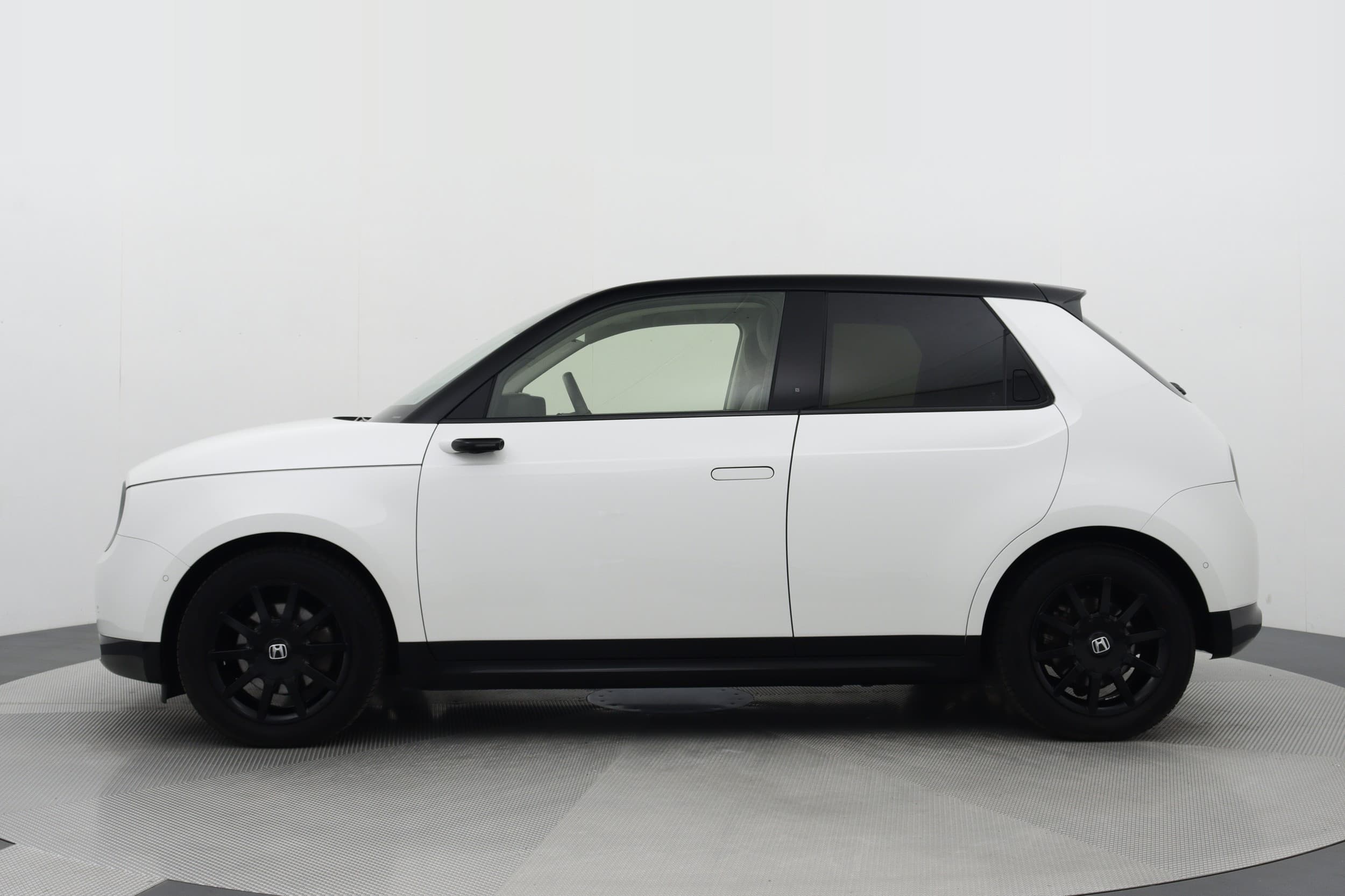 Honda E