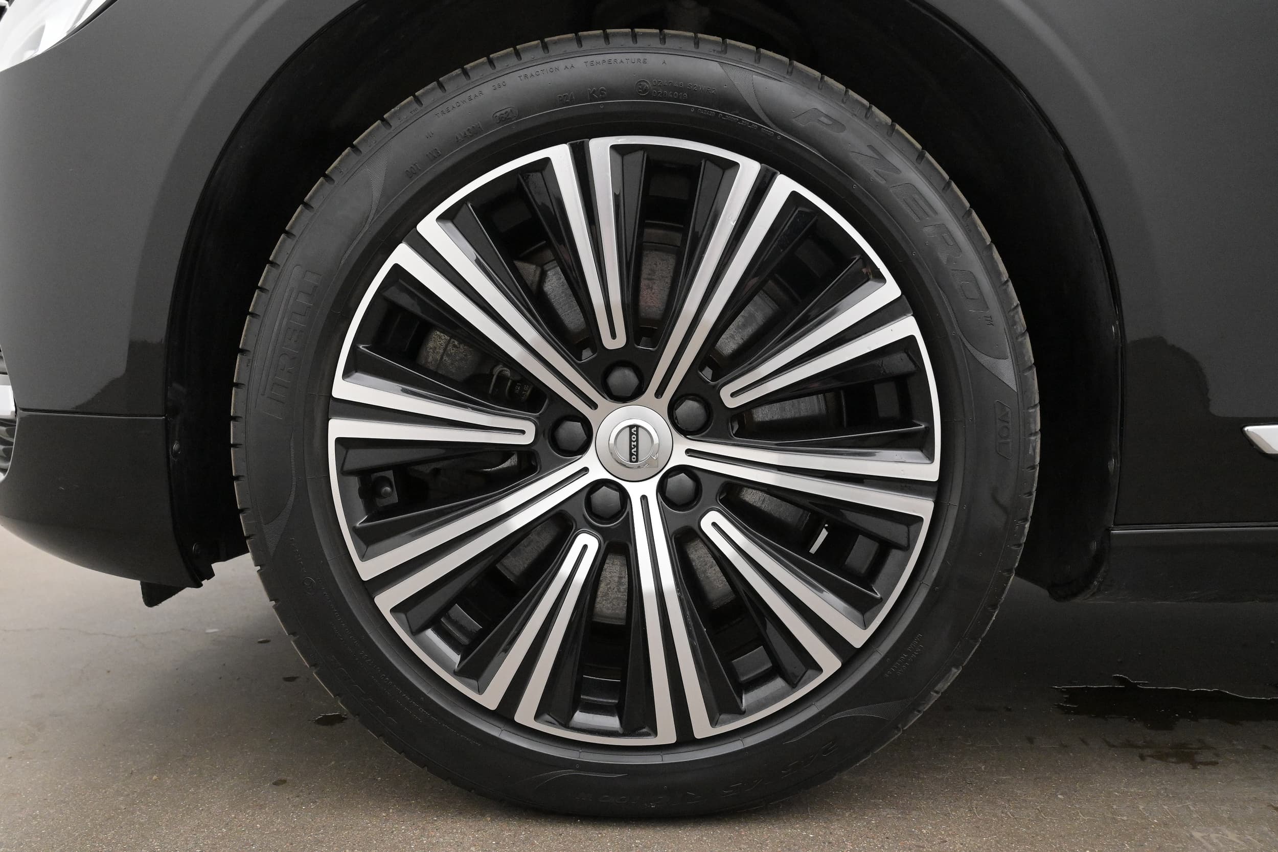 Volvo V90