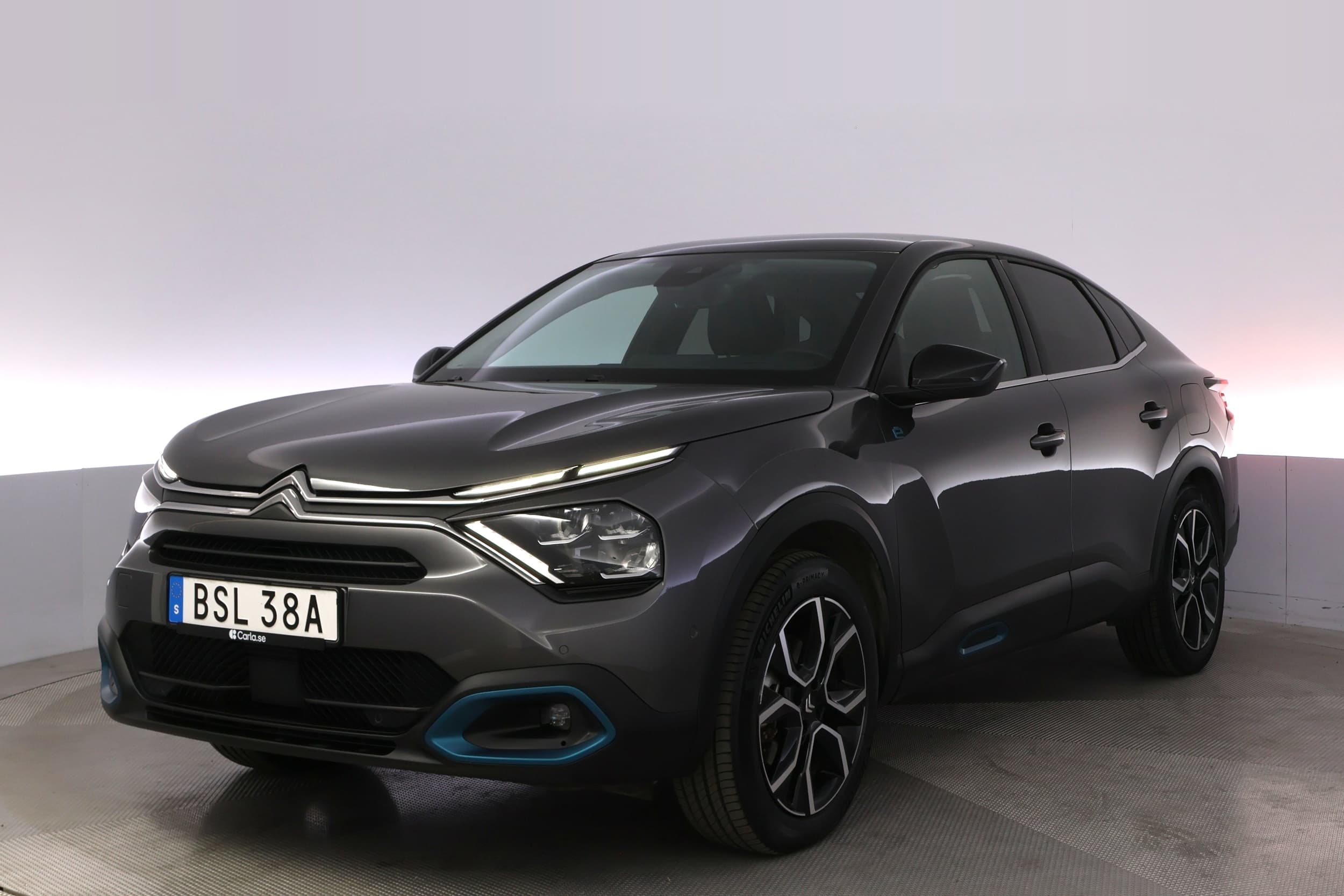 Citroën e-C4 X