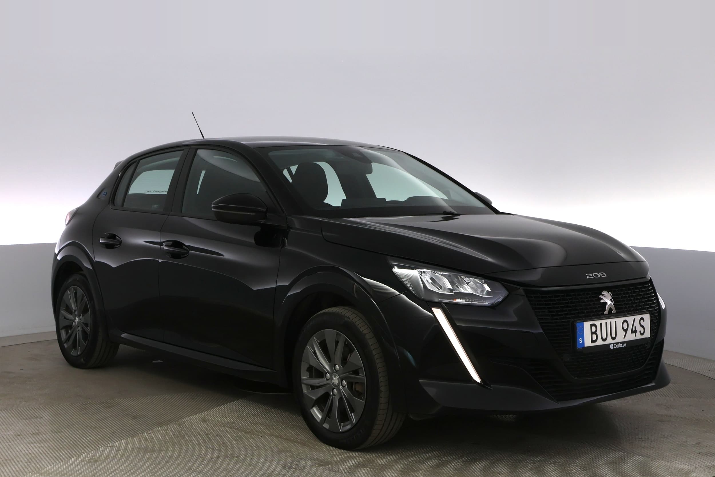 Peugeot e-208