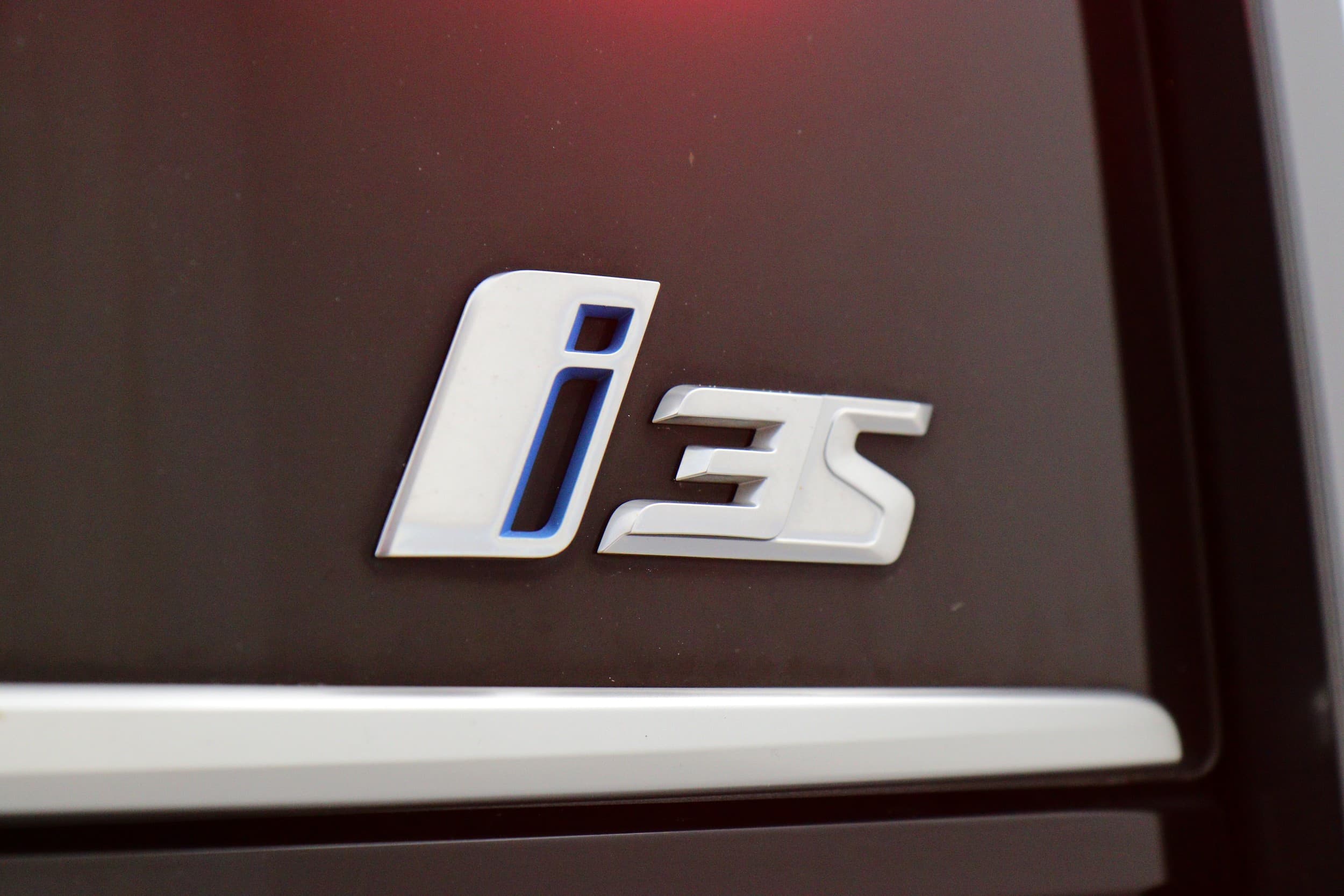 BMW i3s