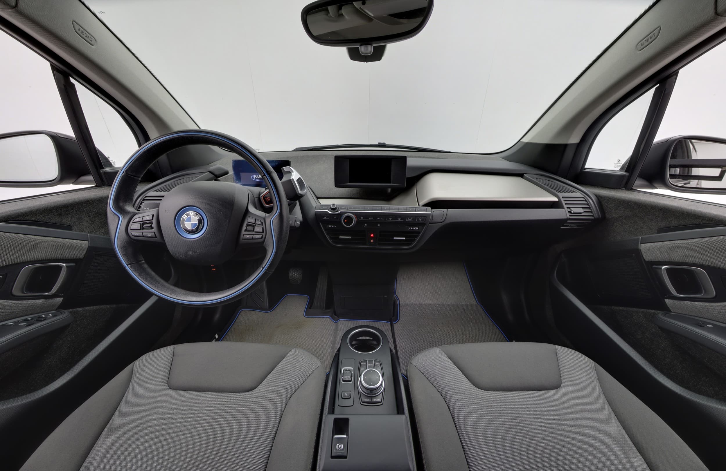 BMW i3s