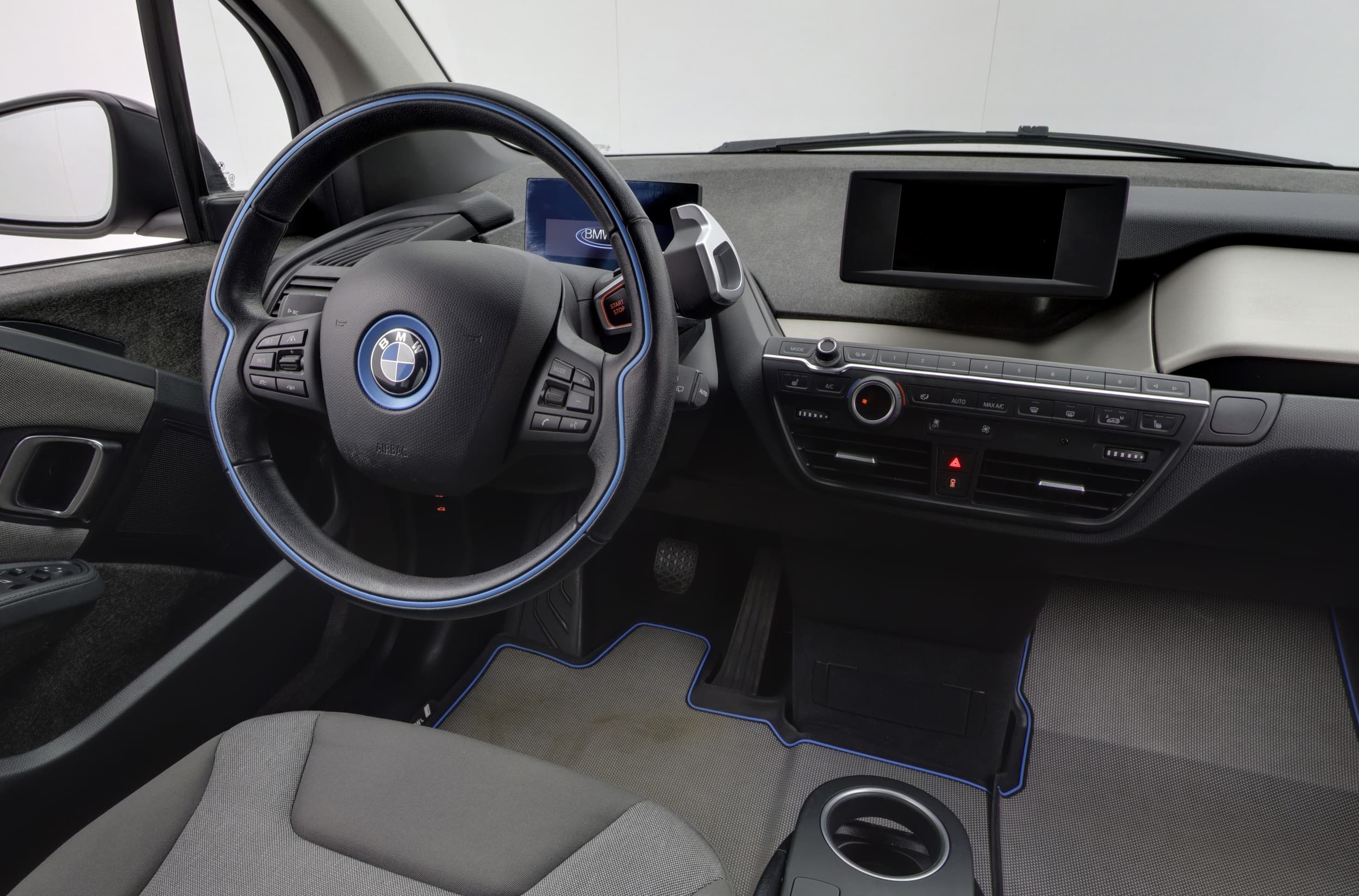 BMW i3s