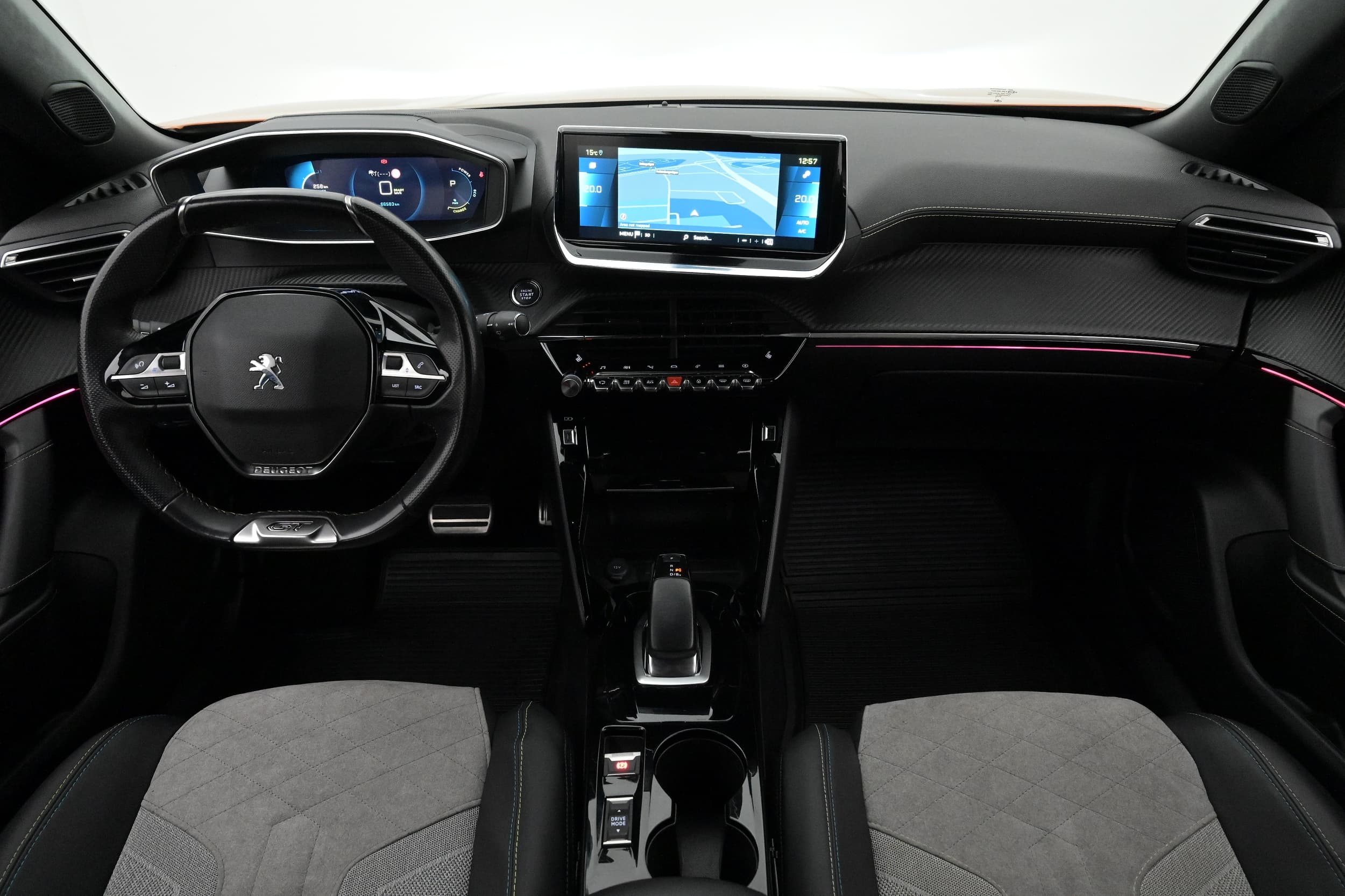 Peugeot e-2008