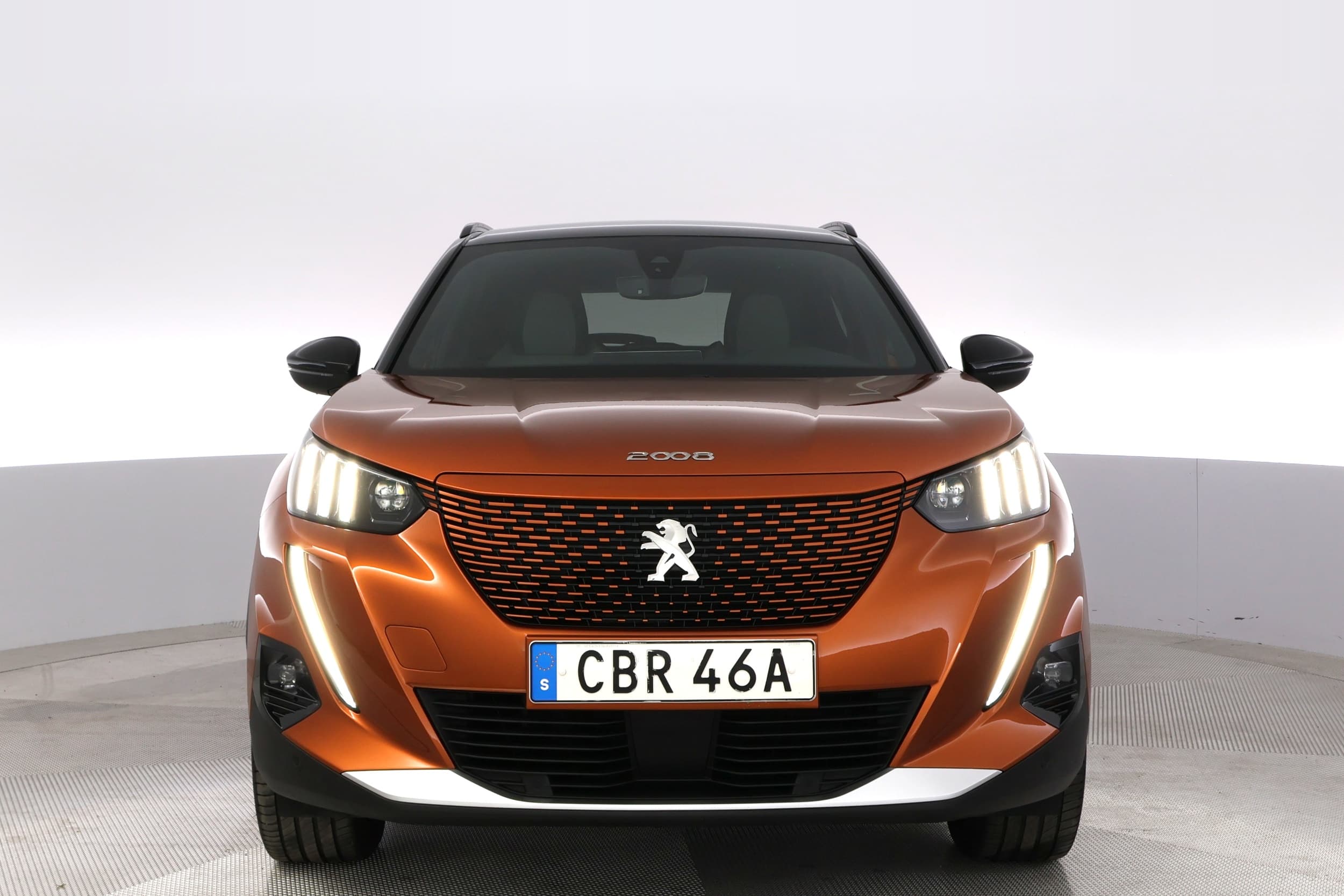 Peugeot e-2008