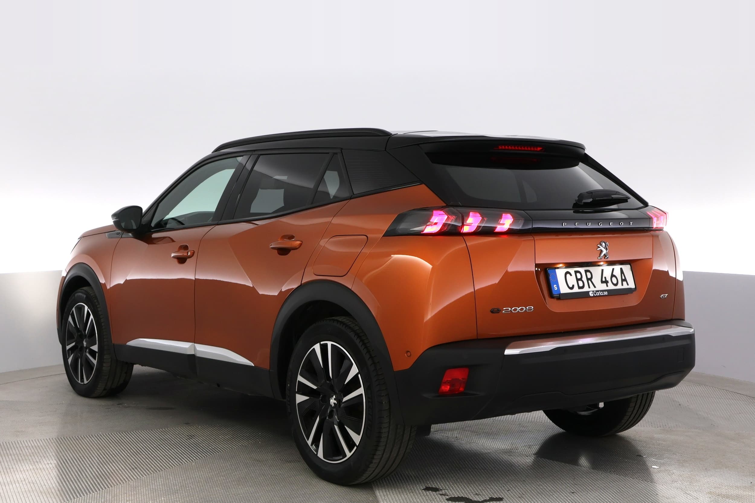 Peugeot e-2008
