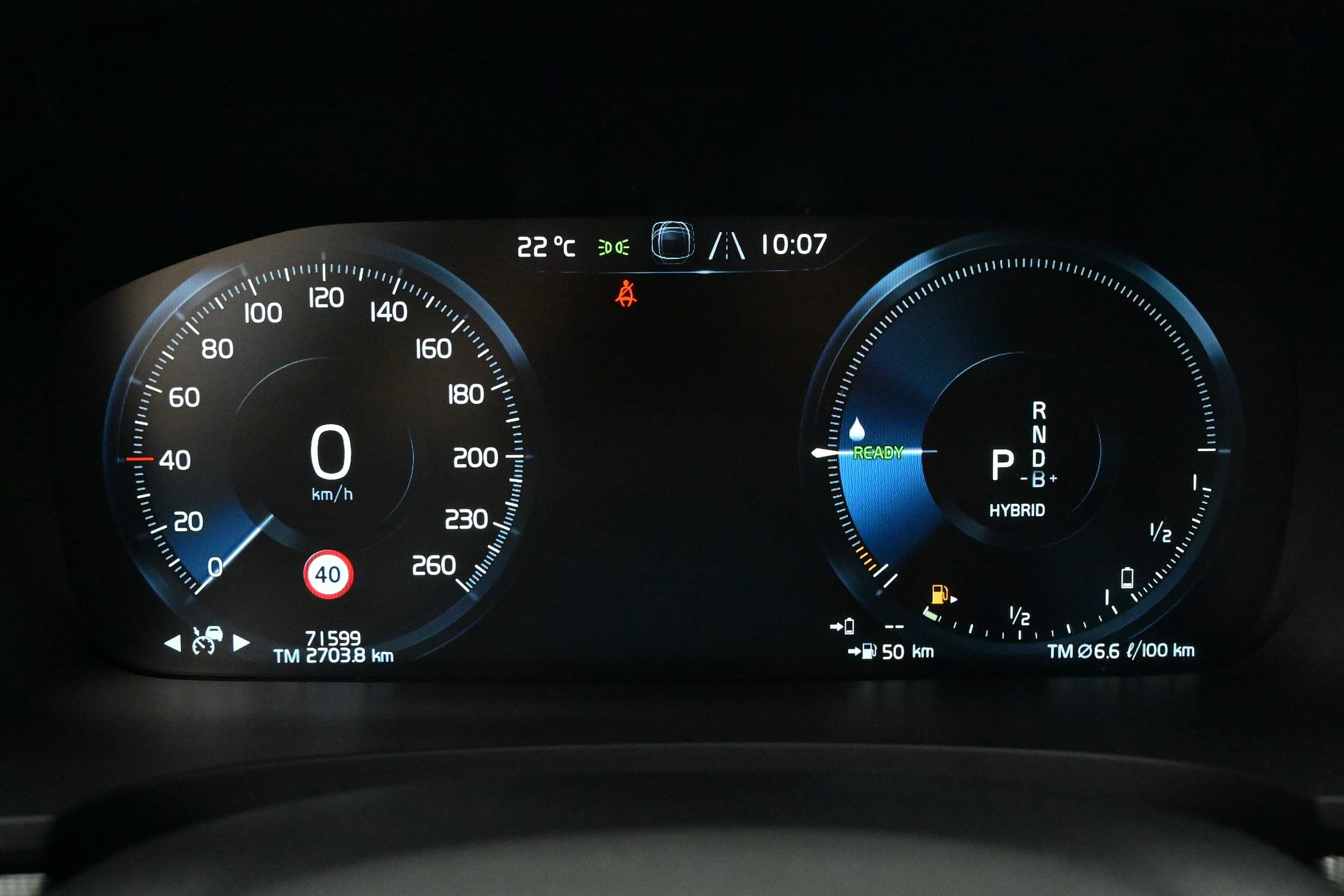 Volvo V90