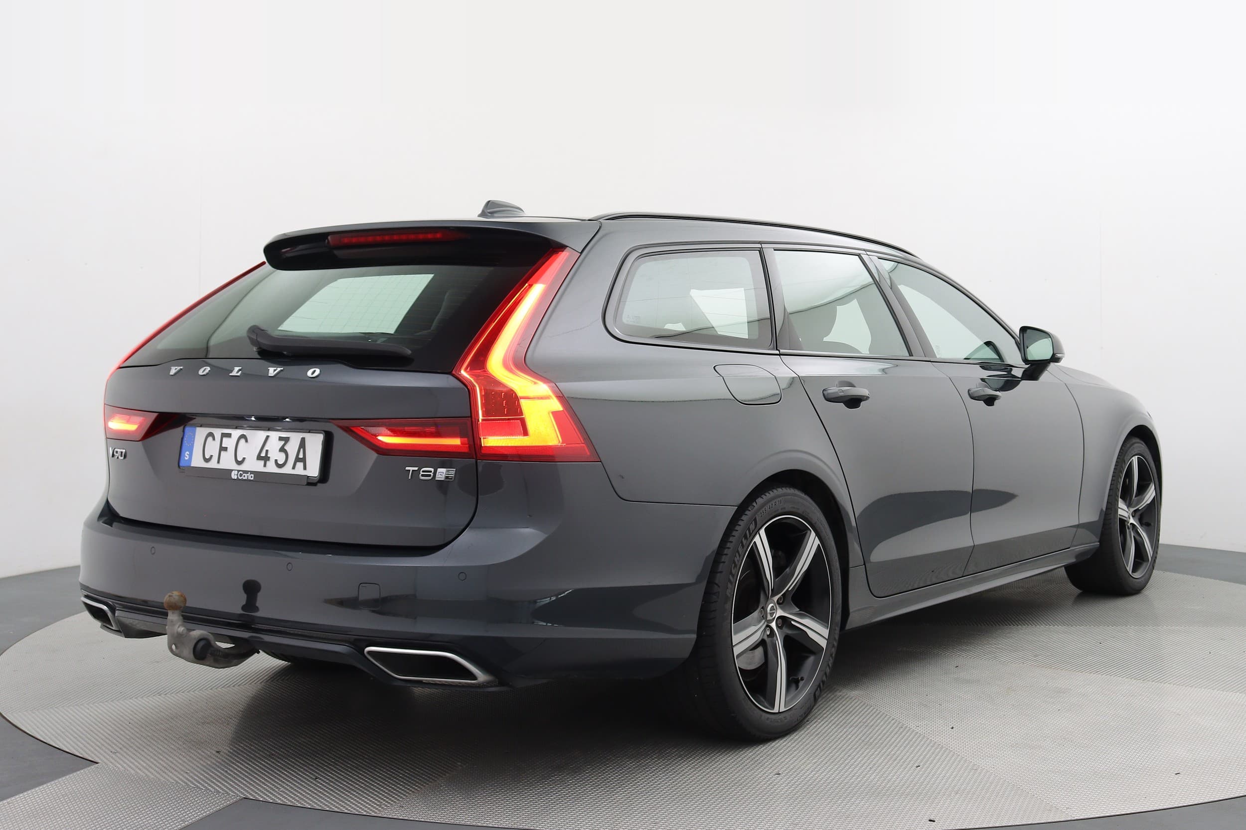 Volvo V90