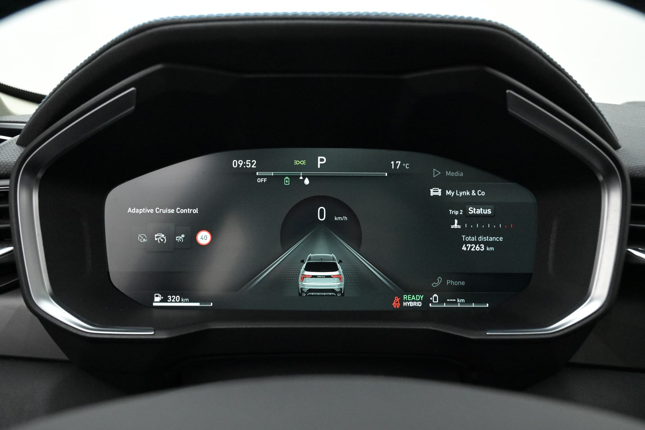 Lynk & Co 01