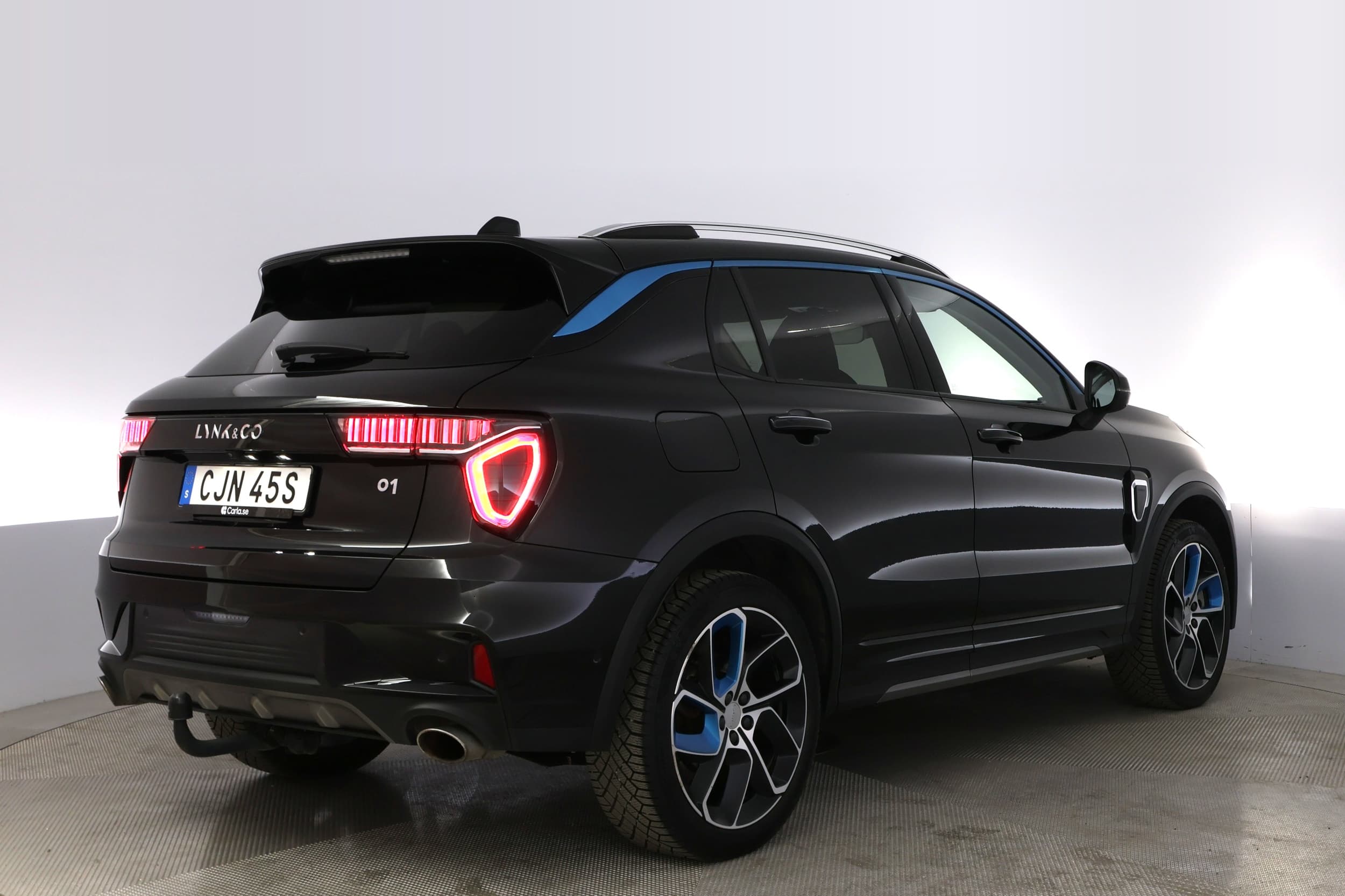 Lynk & Co 01