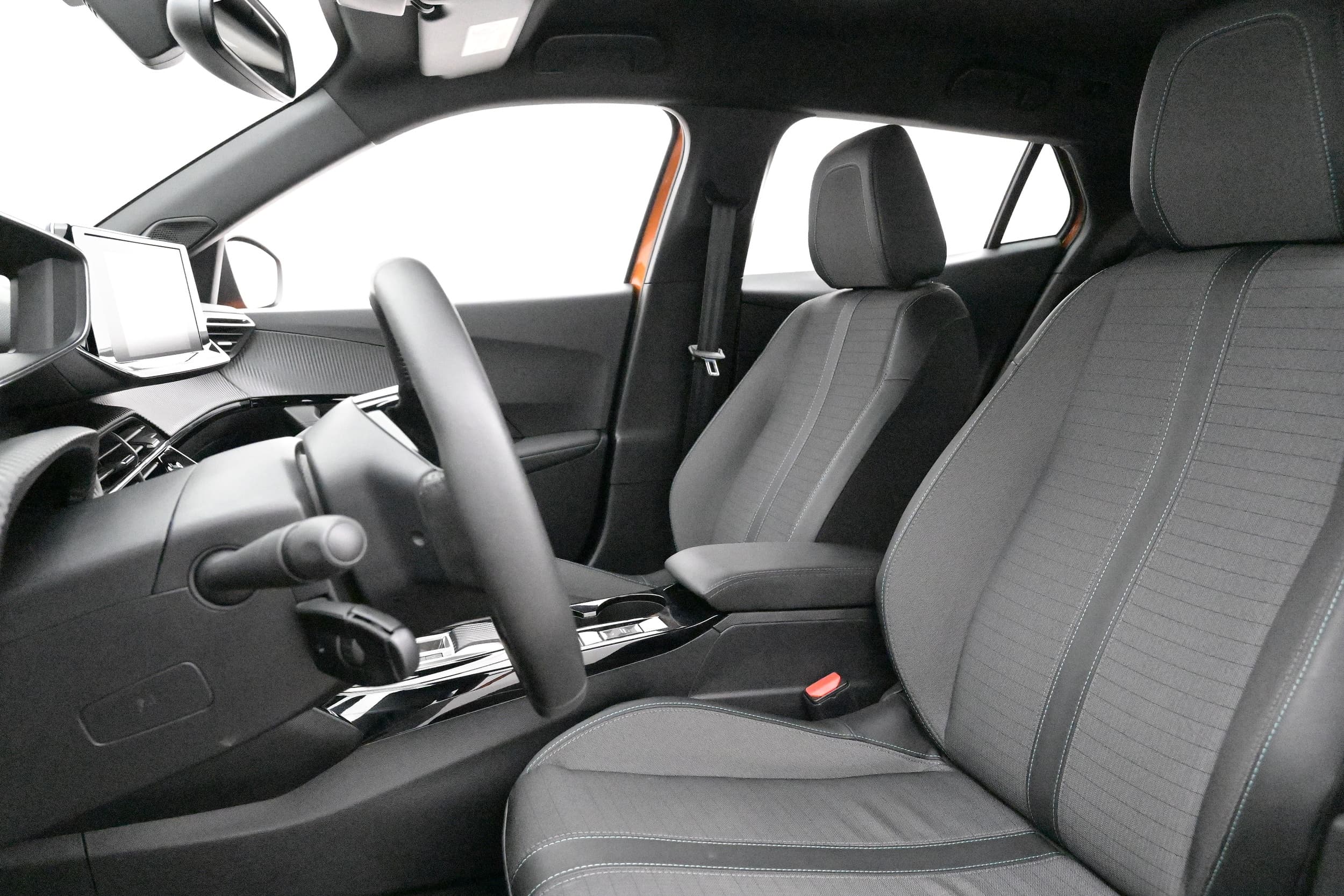 Peugeot e-2008