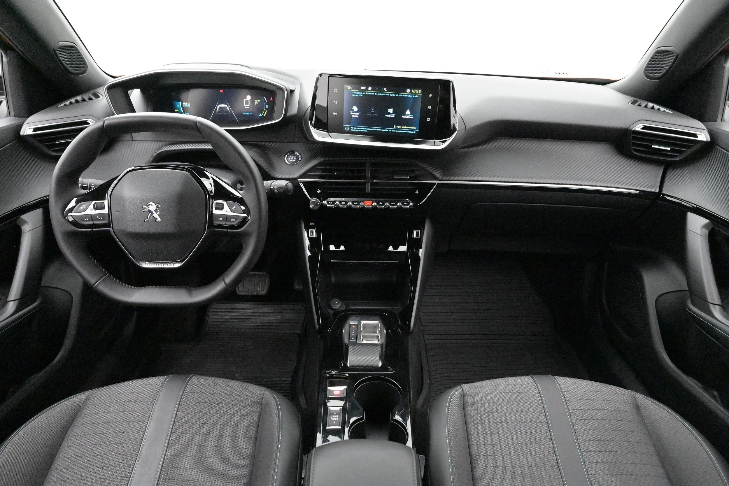 Peugeot e-2008