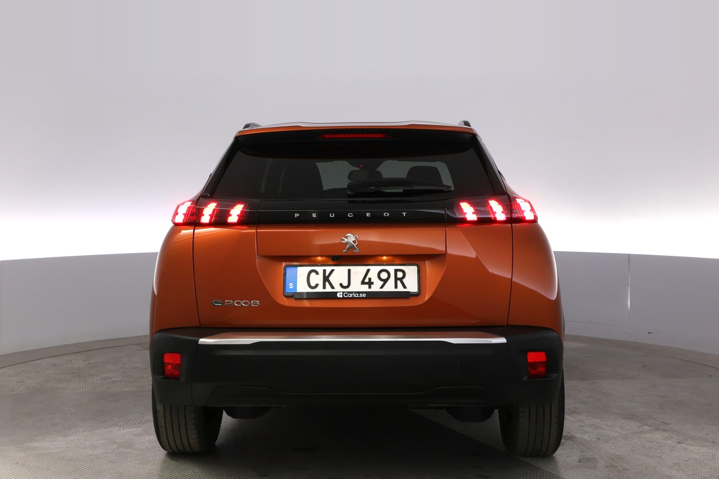 Peugeot e-2008
