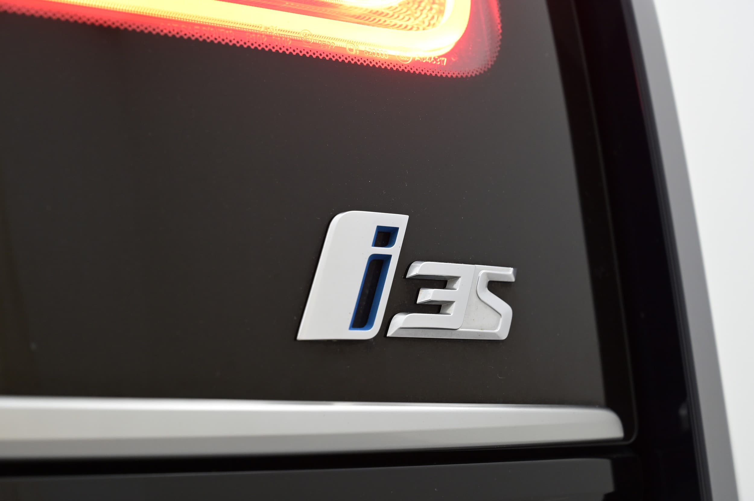 BMW i3s