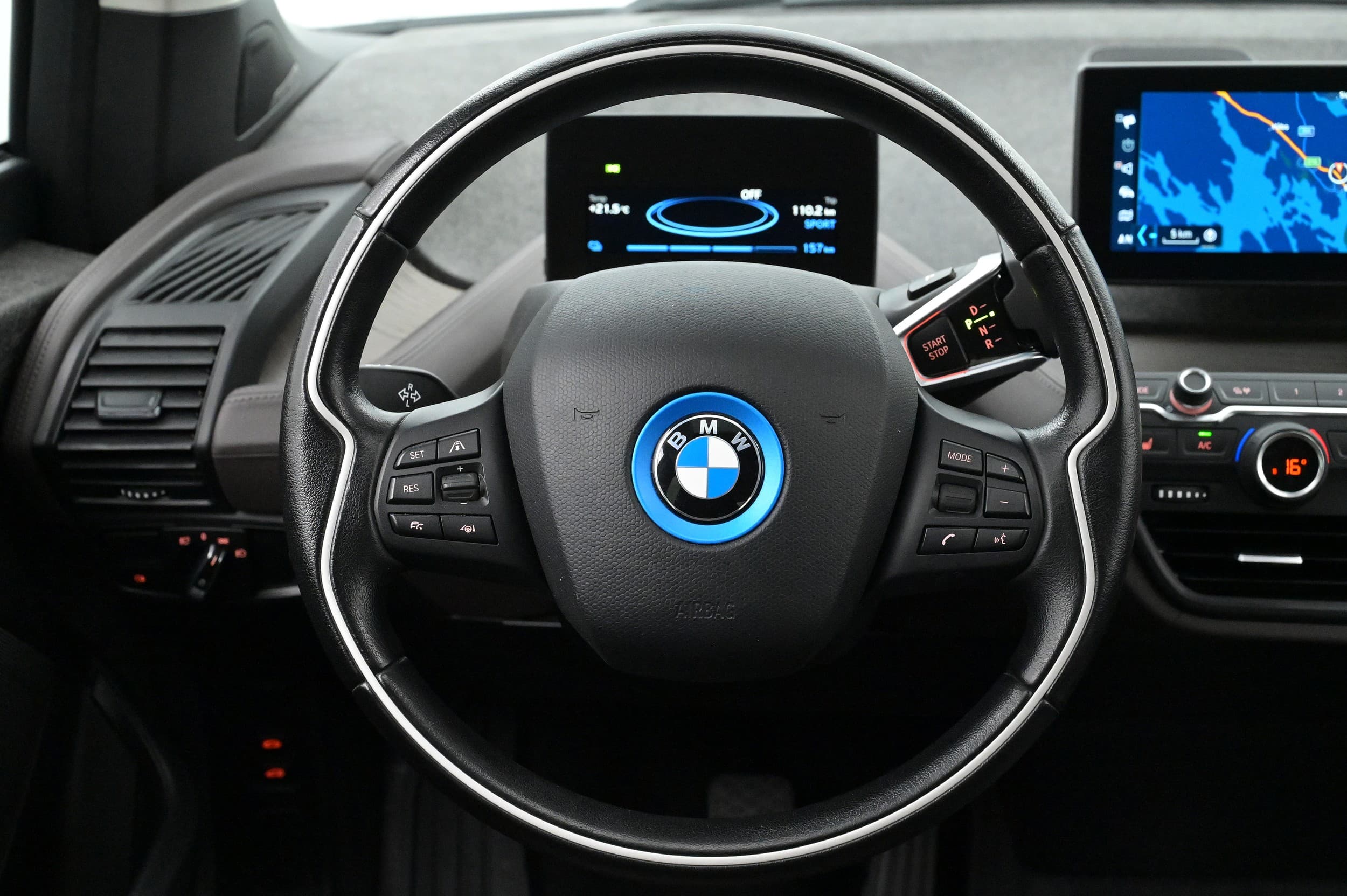 BMW i3s